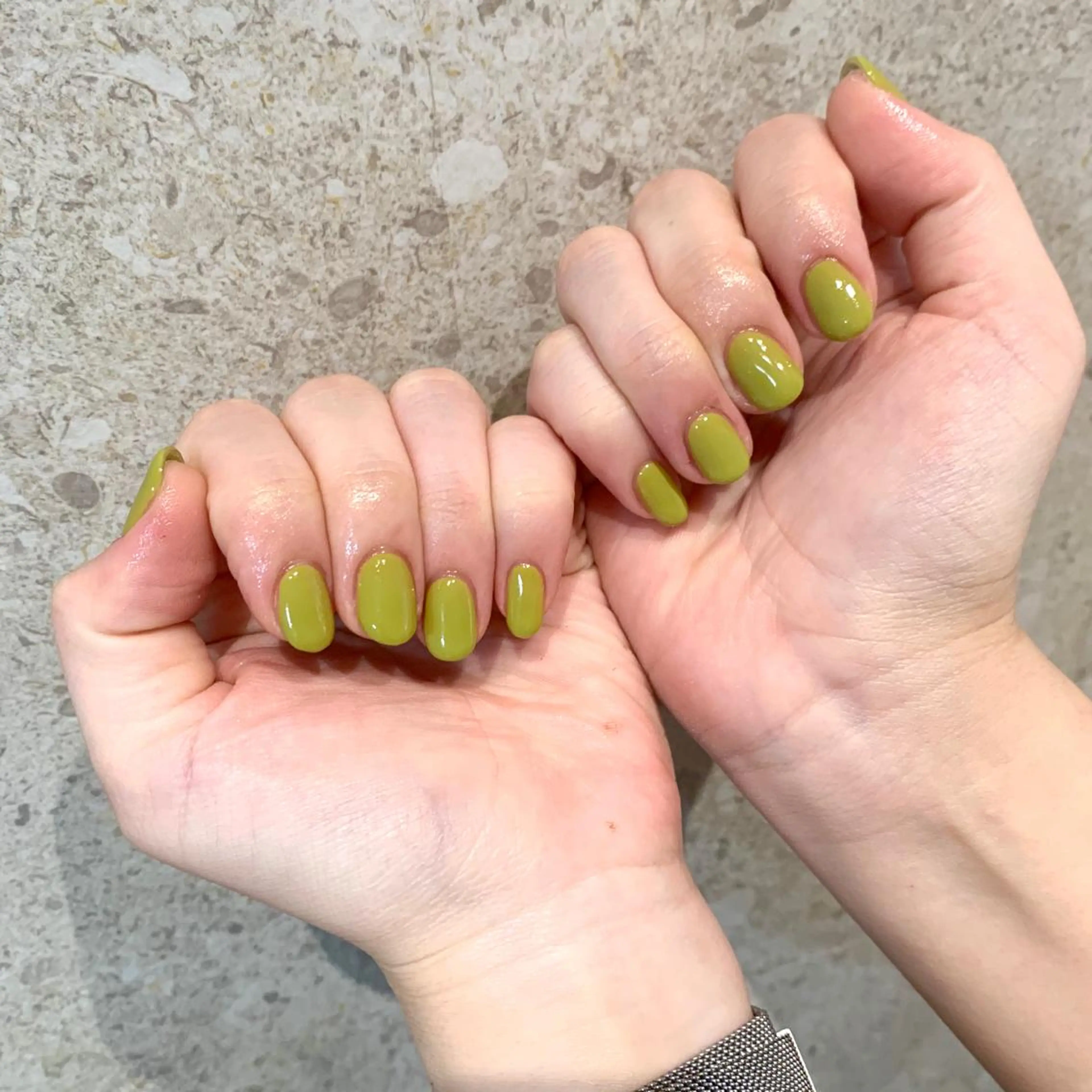 ネイル ワンカラーネイル ハンドネイル ハンドケア esby Loely MIZUKIのネイルデザイン