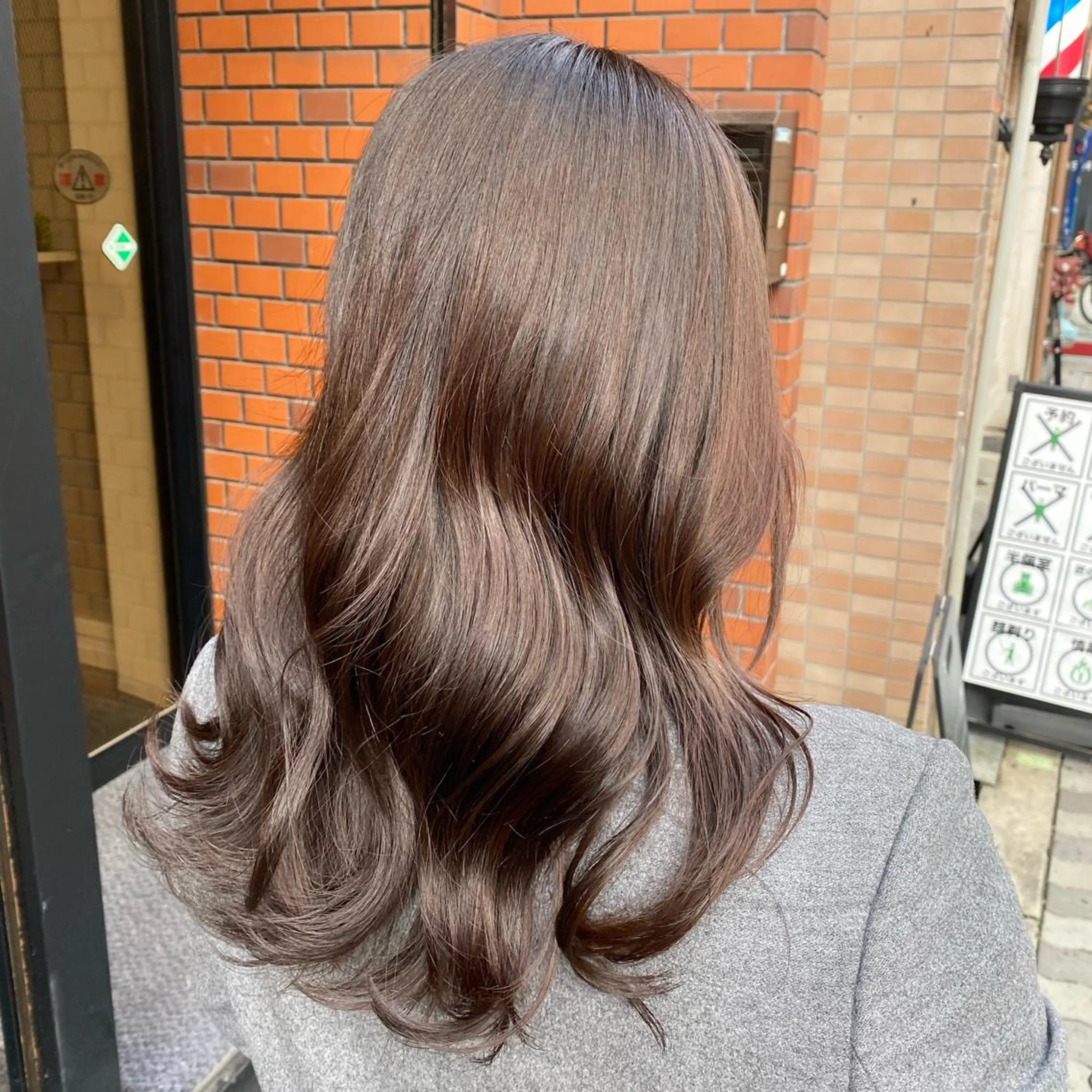 ミディアム カット ヘアカラー cocotte🌿 amaneのヘアスタイル