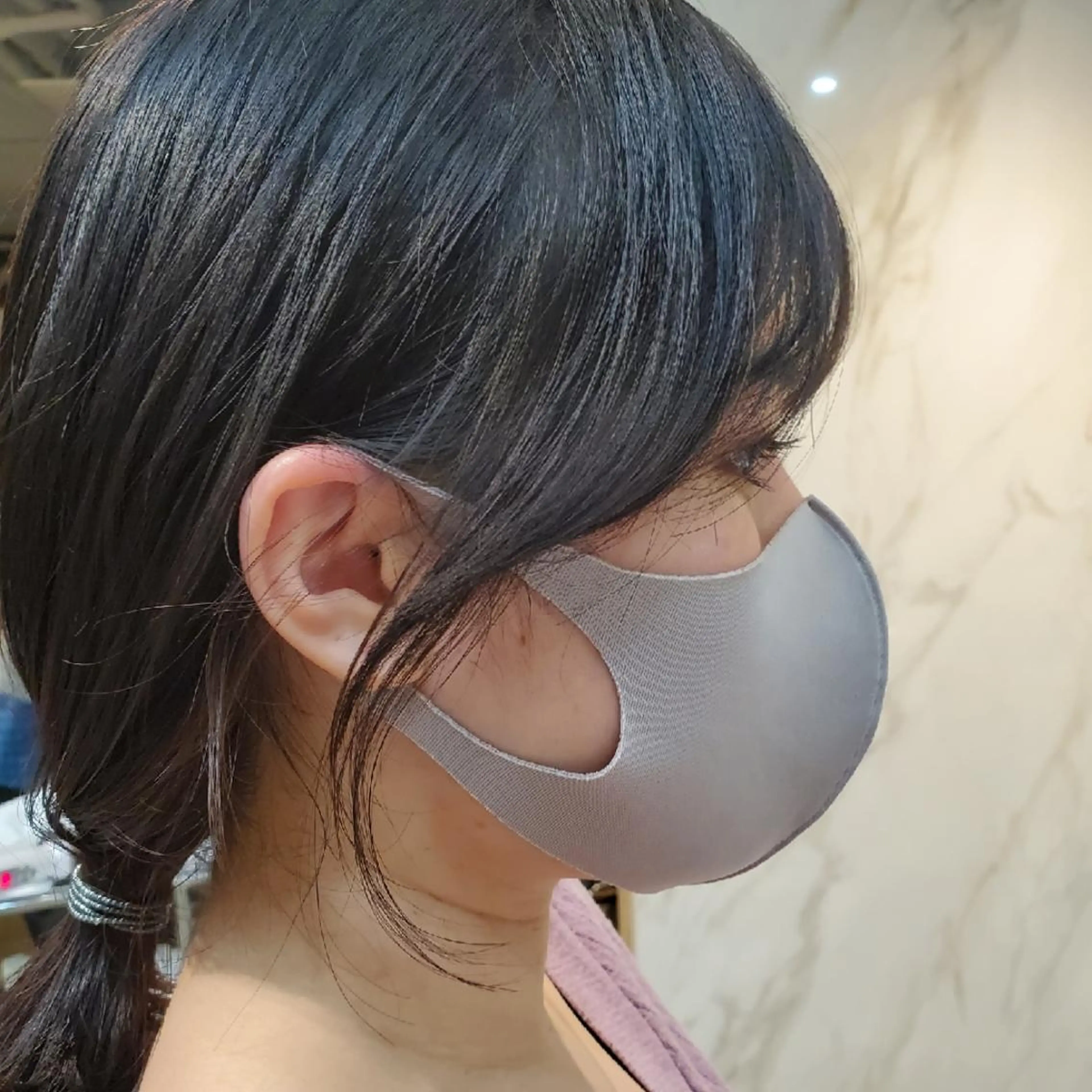 ミディアム エギョモリ 顔周りカット おくれ毛 韓国レイヤー　 suzuのヘアスタイル