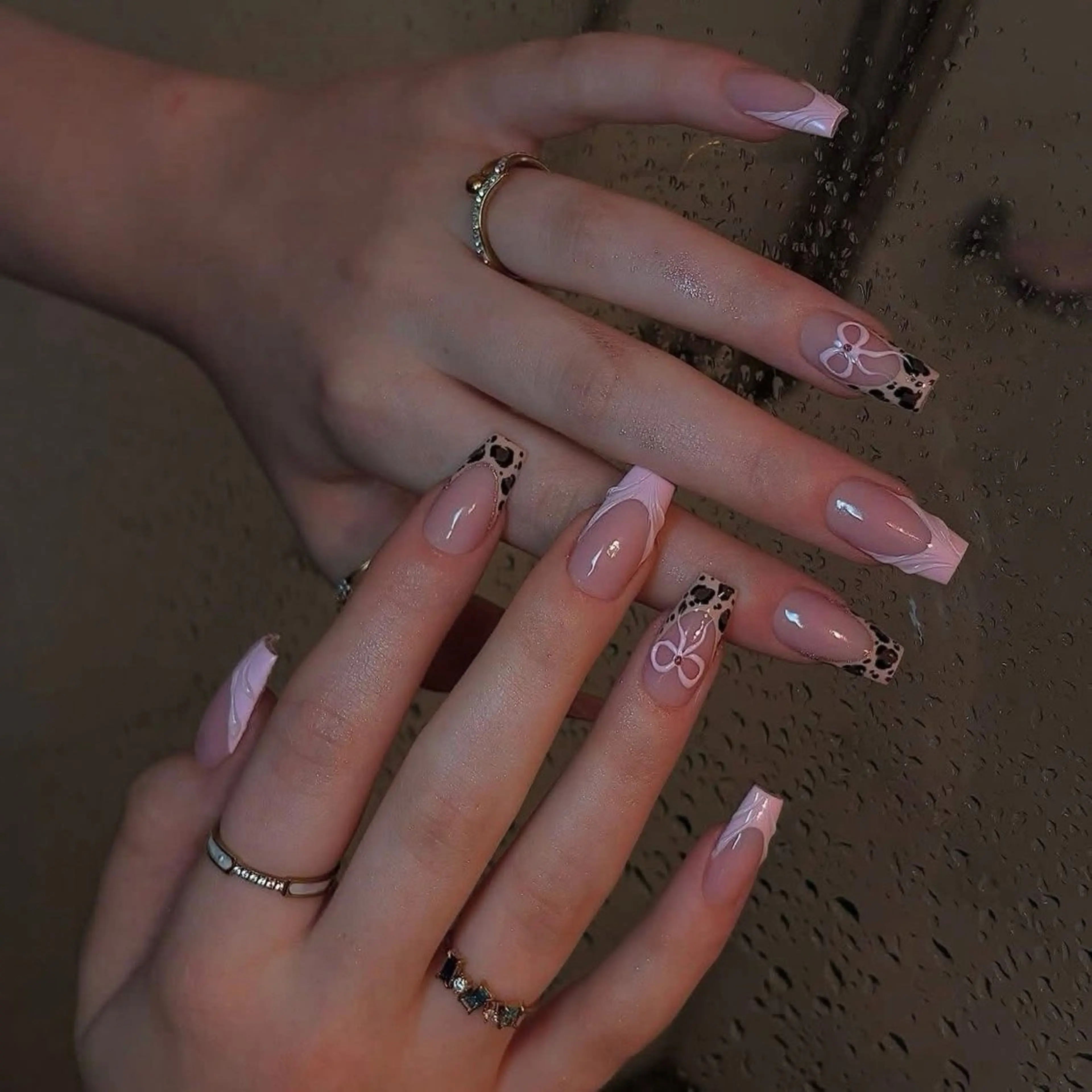 ネイル アートネイル 長さ出し ジェルネイル マグネットネイル ニュアンスネイル ハンドネイル Cloudy Chan Nailのネイルデザイン