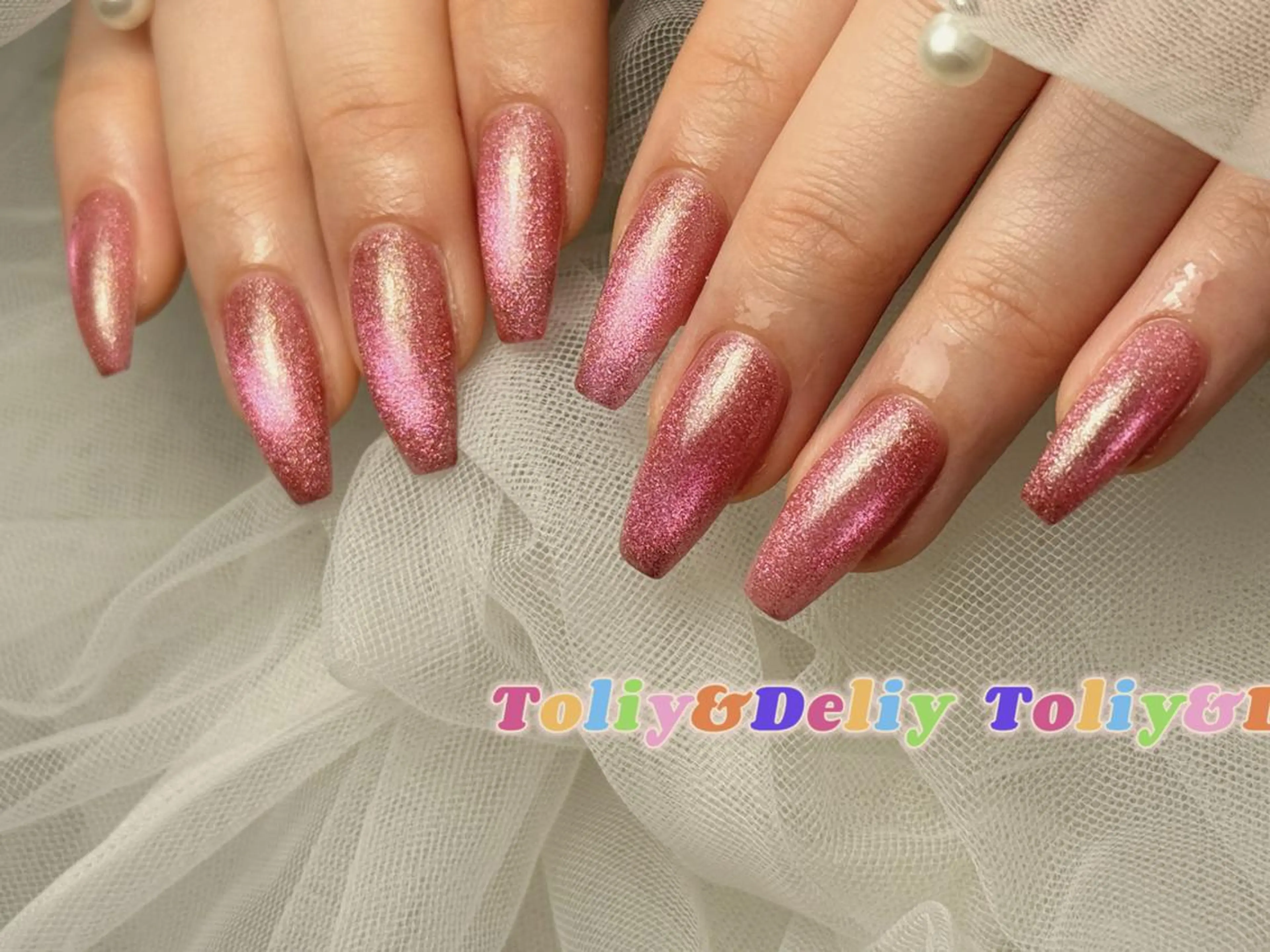 ネイル ToliyDeliy Linaのネイルデザイン