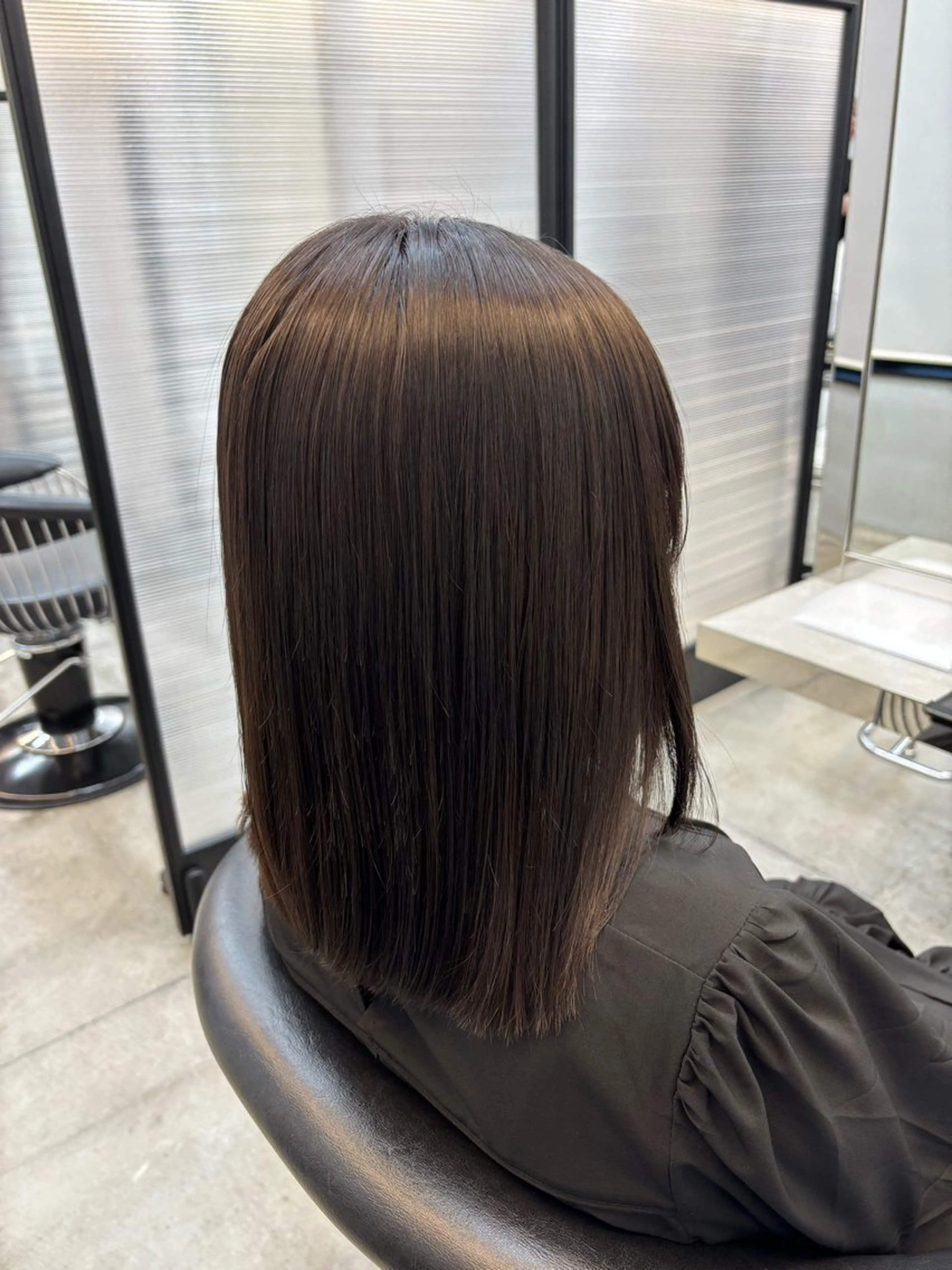 ミディアム カラー ダークグレー 🌷艶感カラー🌷 富施　優花のヘアスタイル