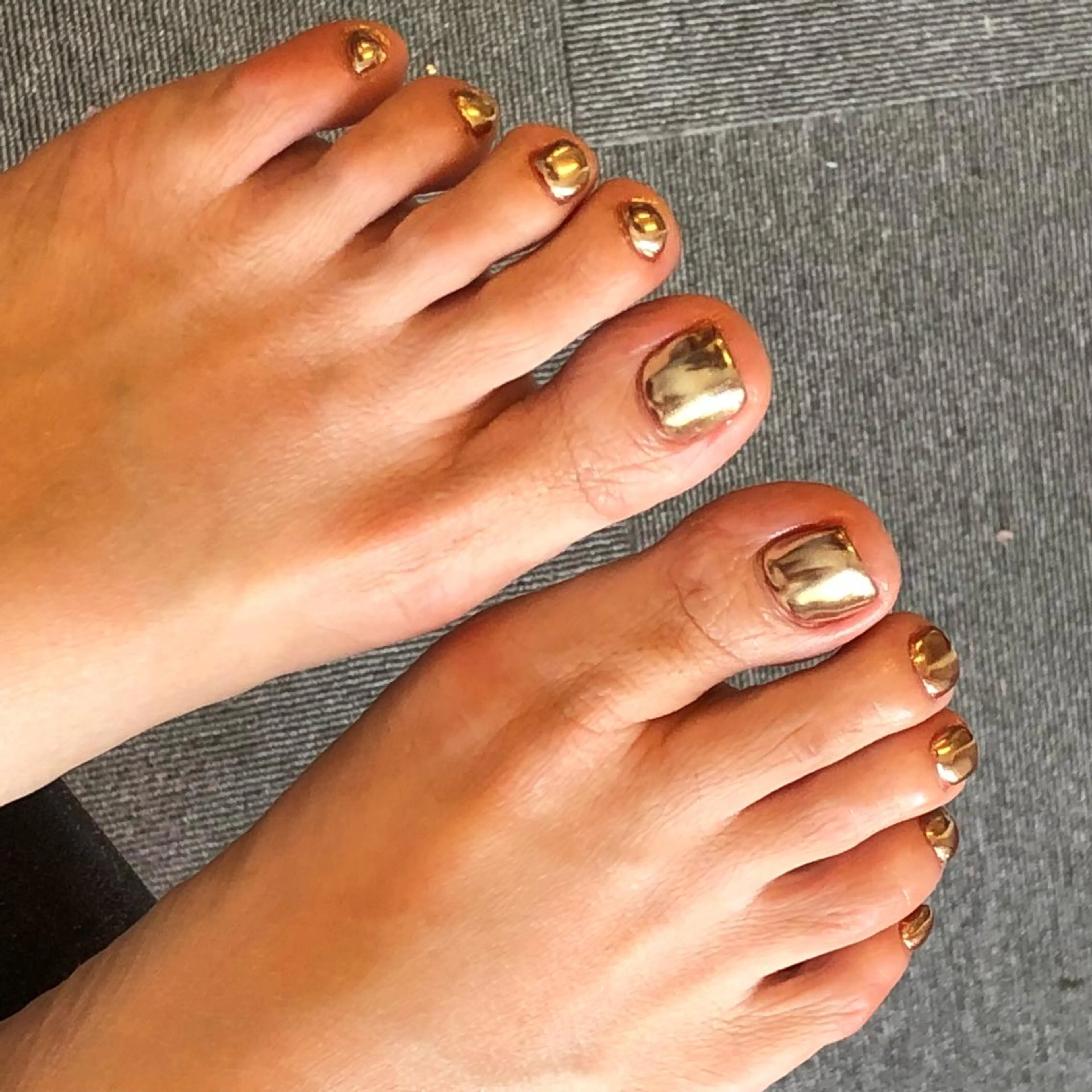 ネイル フットネイル ミラーネイル KIREIE NAILSのネイルデザイン