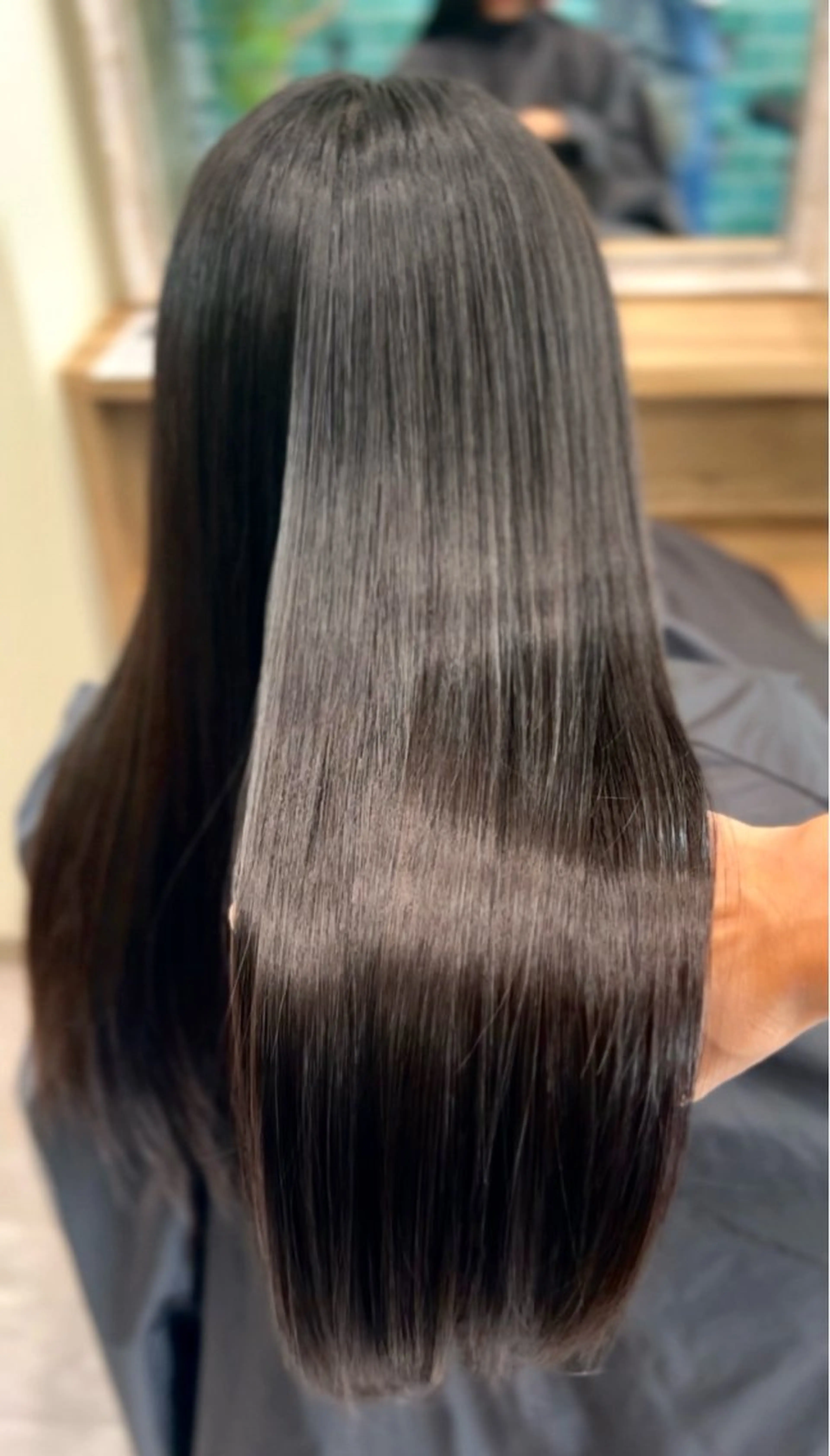 ロング ブリーチ/ストレート ダブルカラーtetoのヘアスタイル