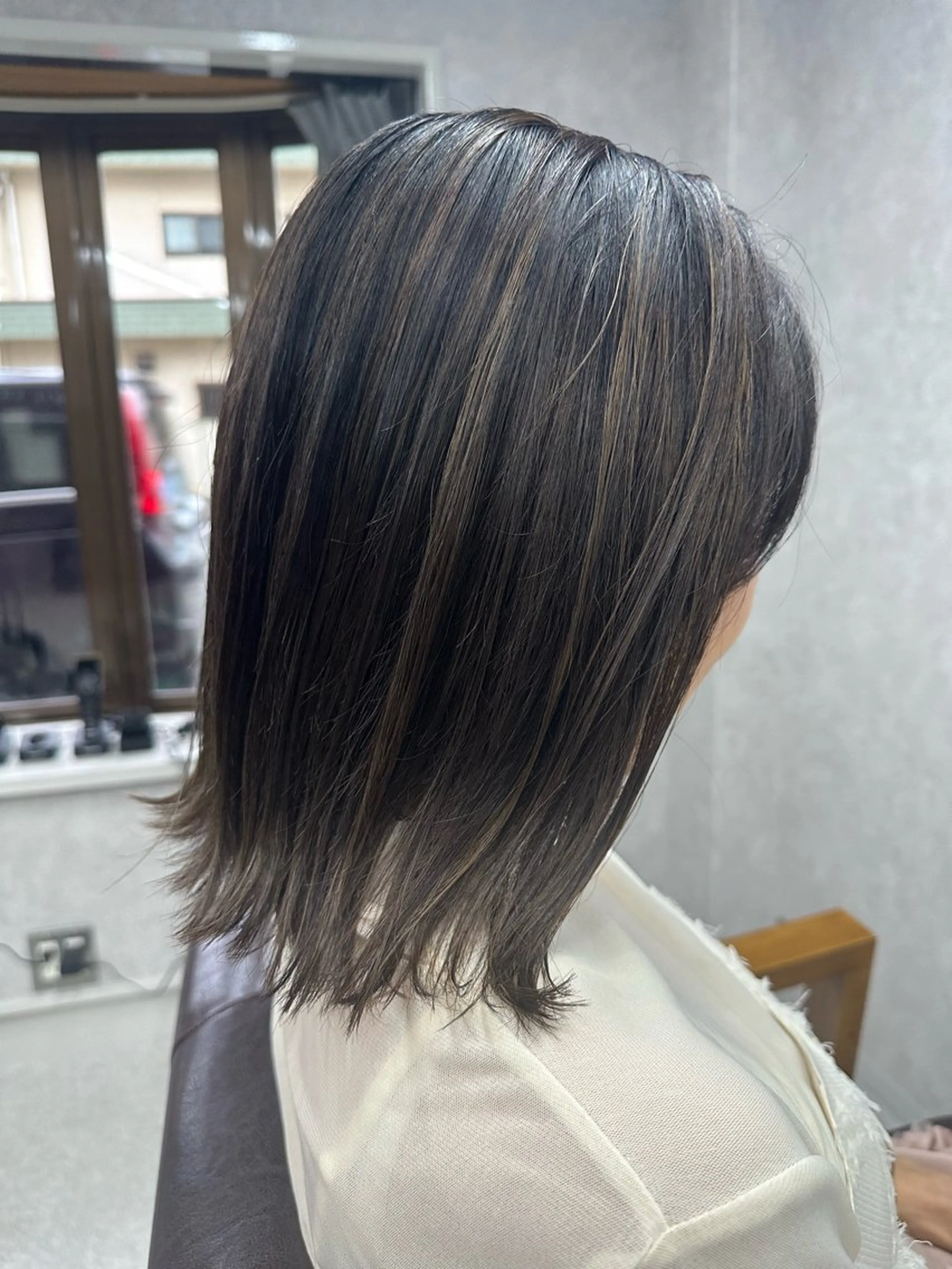 ミディアム カラー カット ヘアカラー トリートメント Lien 深井店のヘアスタイル