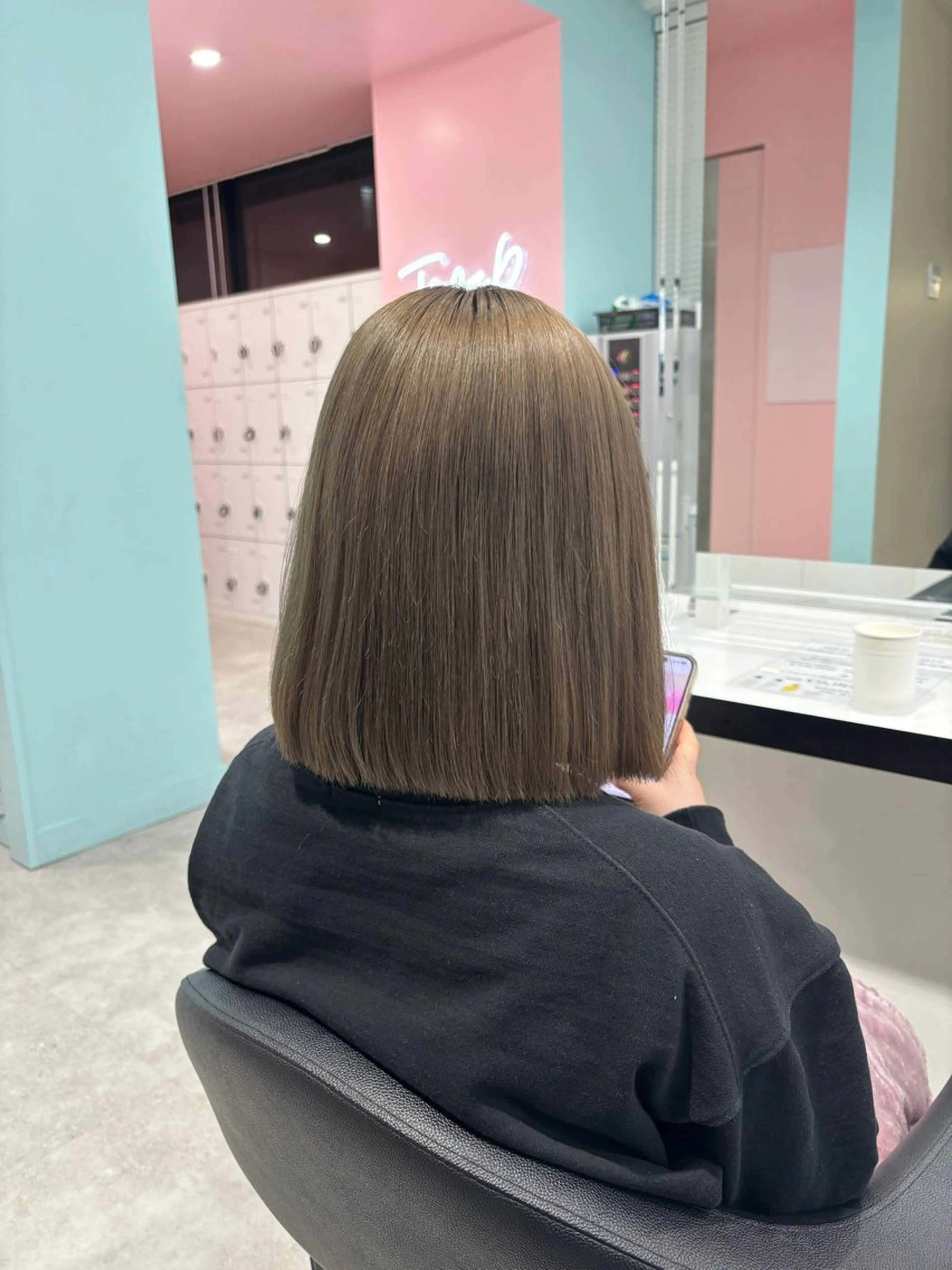 カラー ヘアカラー トリートメント Wカラー/暖色/べ ージュりく©︎🐝のヘアスタイル