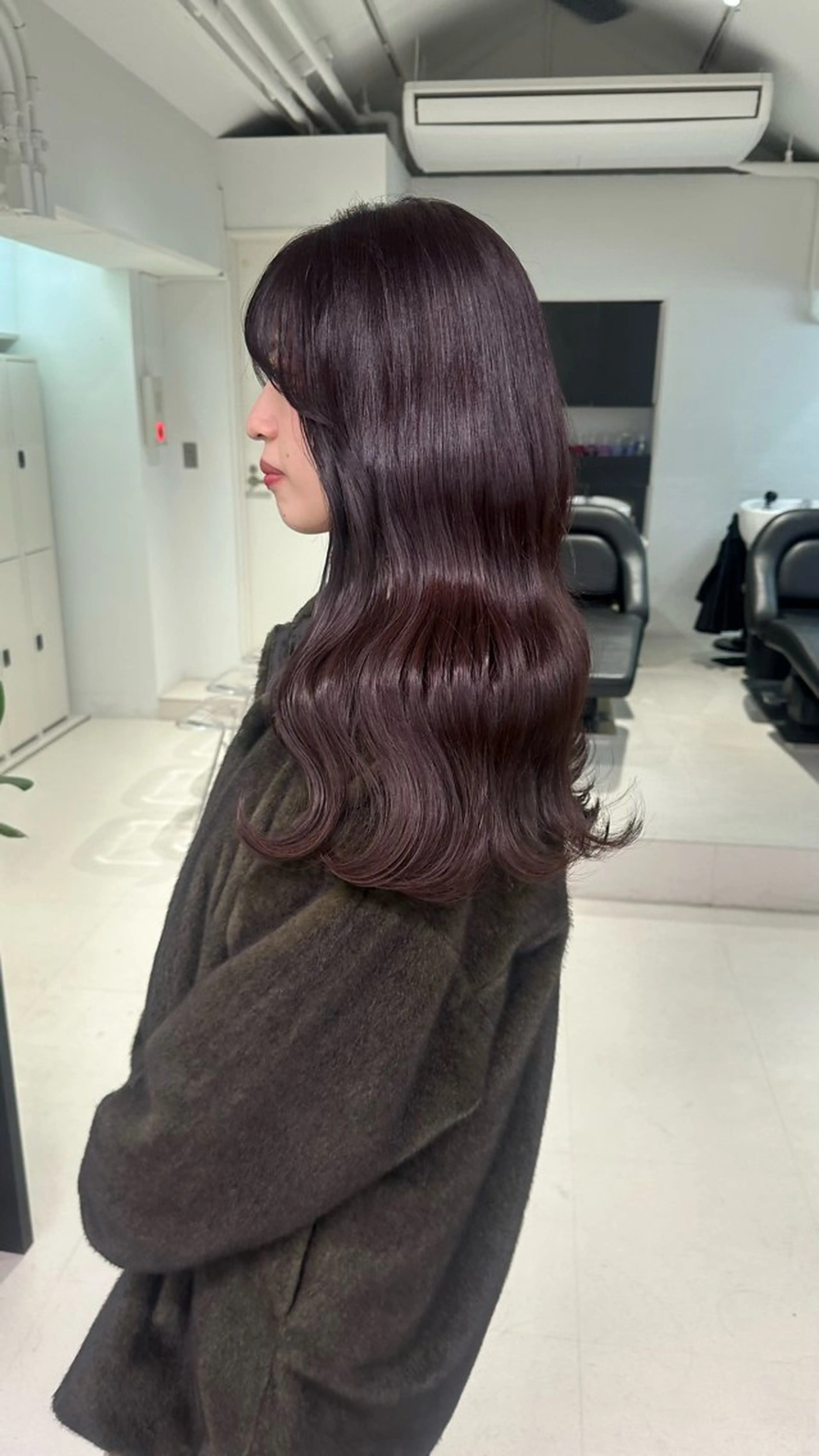 ロング カラー ブリーチ ハイトーンカラー ブリーチなしカラー ボブ ロング カット ヘアカラー トリートメント REINA☁️透明感 カラー/ぷつっと♡のヘアスタイル