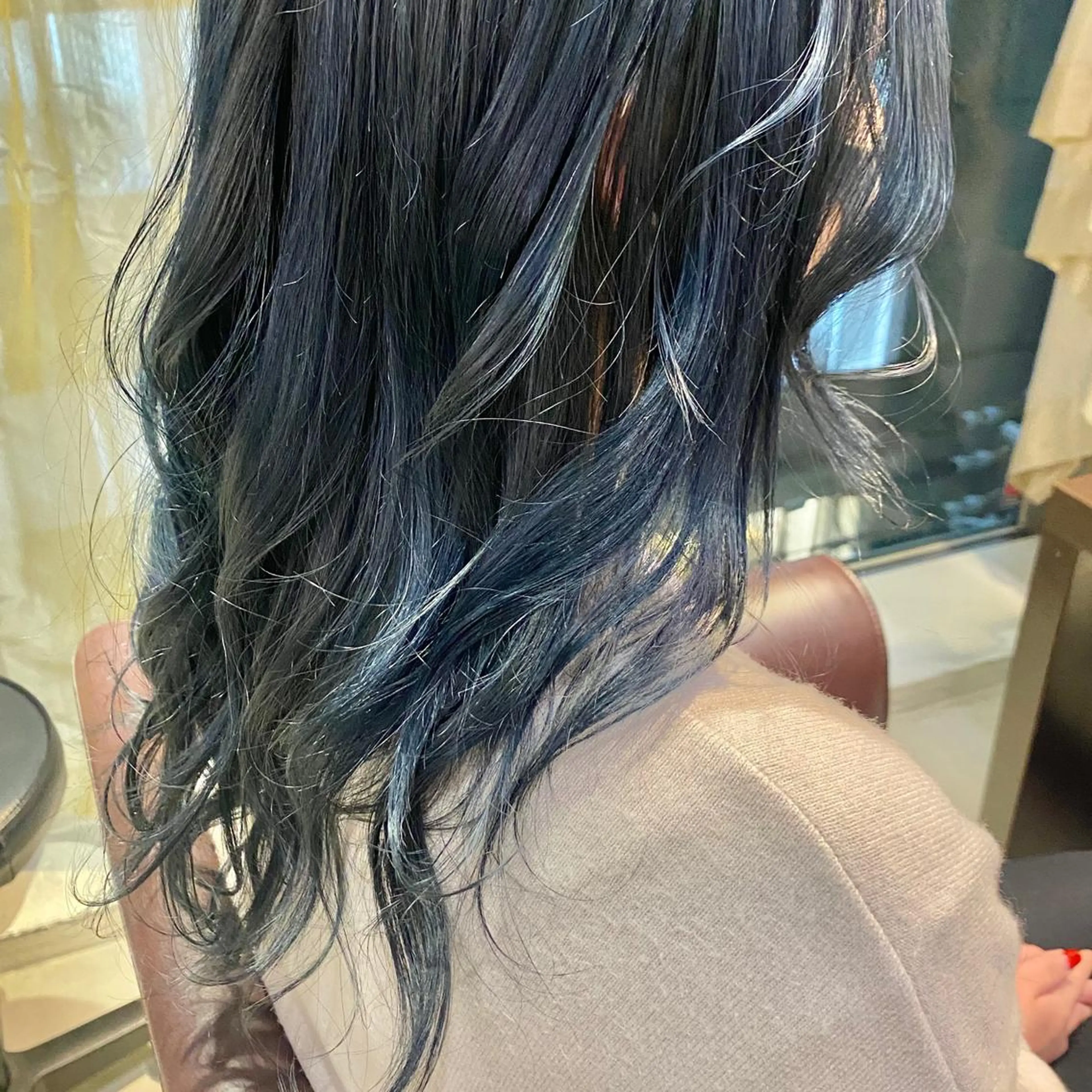 セミロング ヘアカラー RAD心斎橋 ナカムラチヒロのヘアスタイル