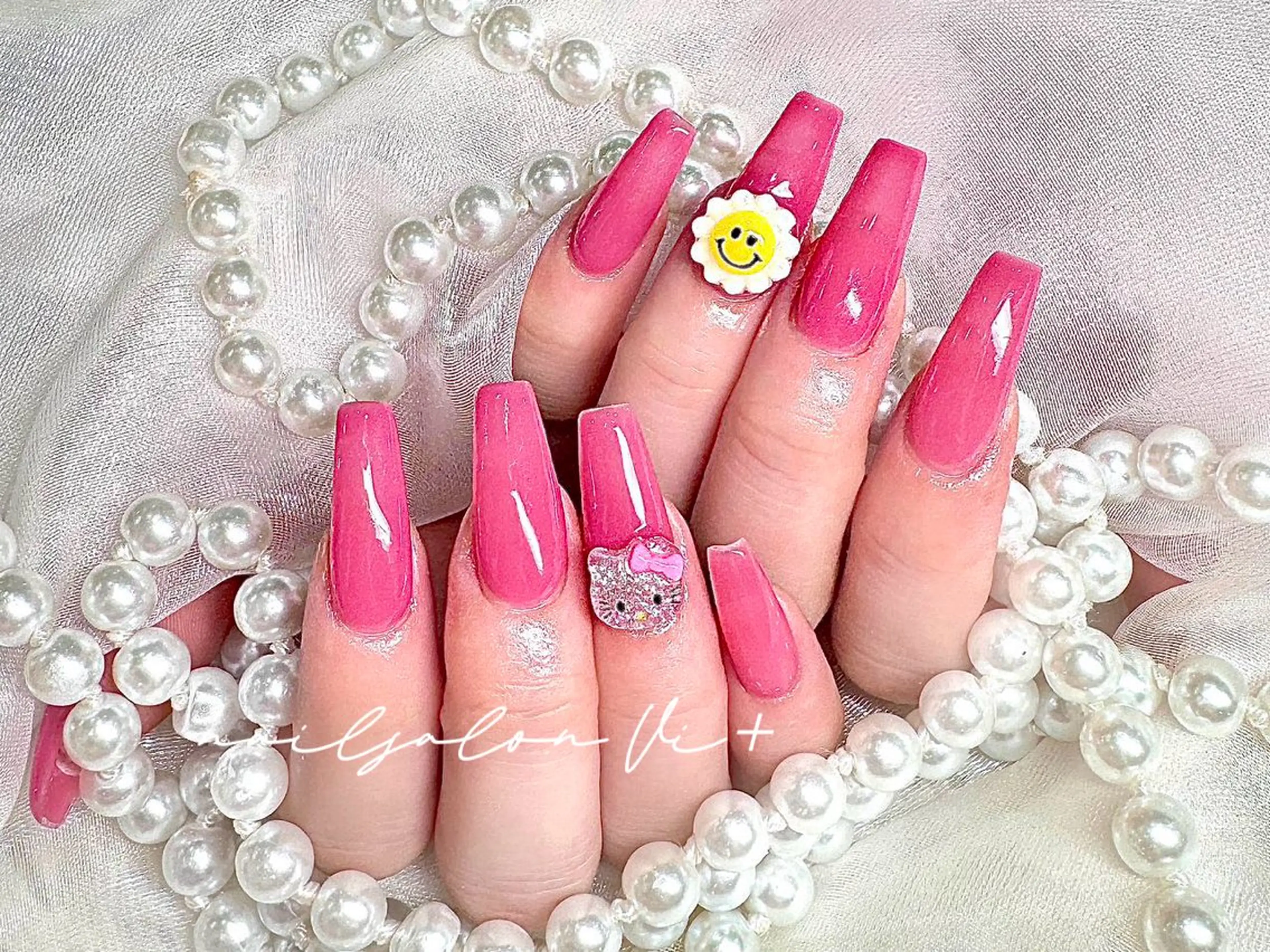 ネイル ハンドネイル ✨Nailsalon Vi+✨のネイルデザイン