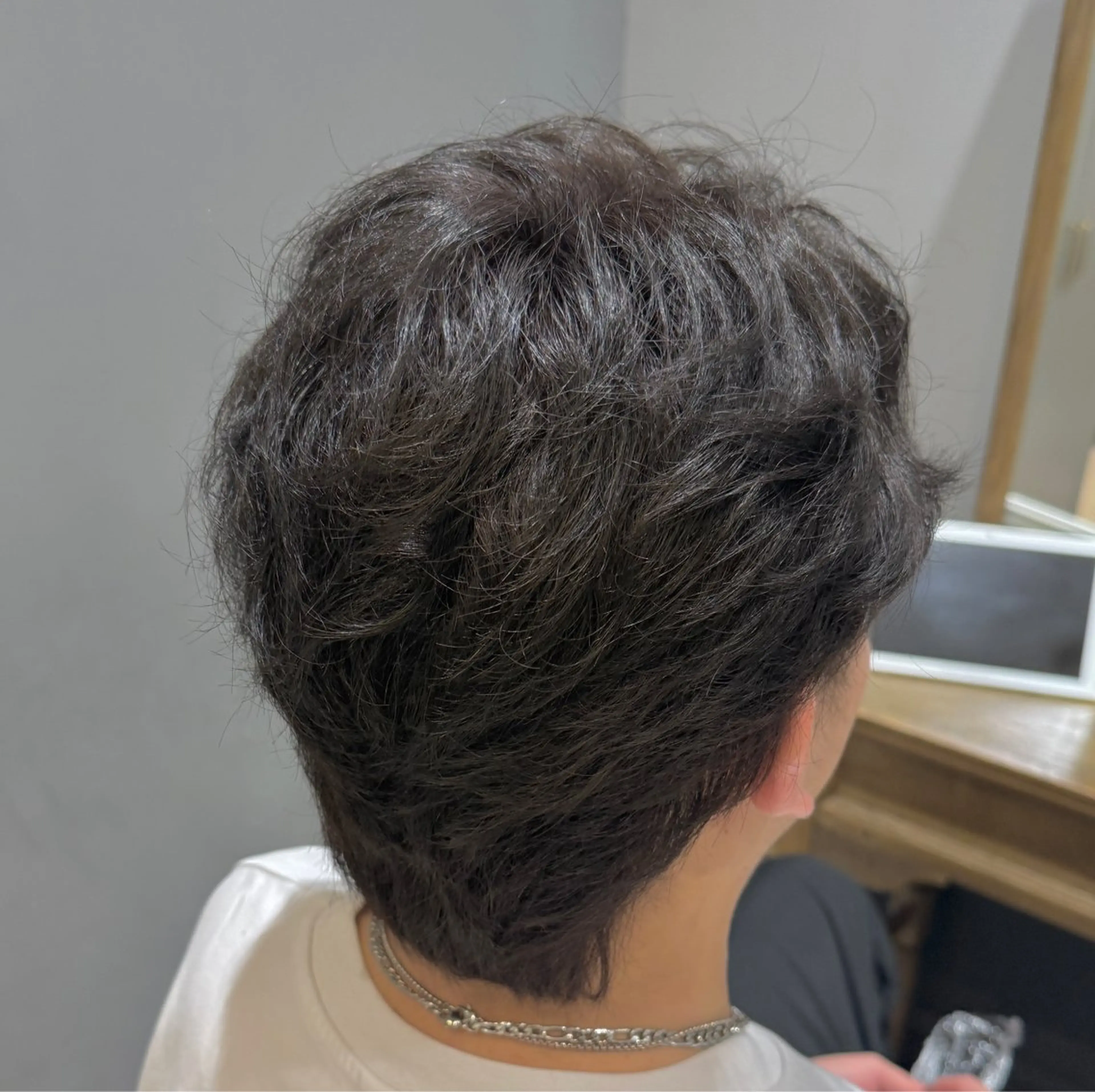ショート カラー 山本 傑のヘアスタイル