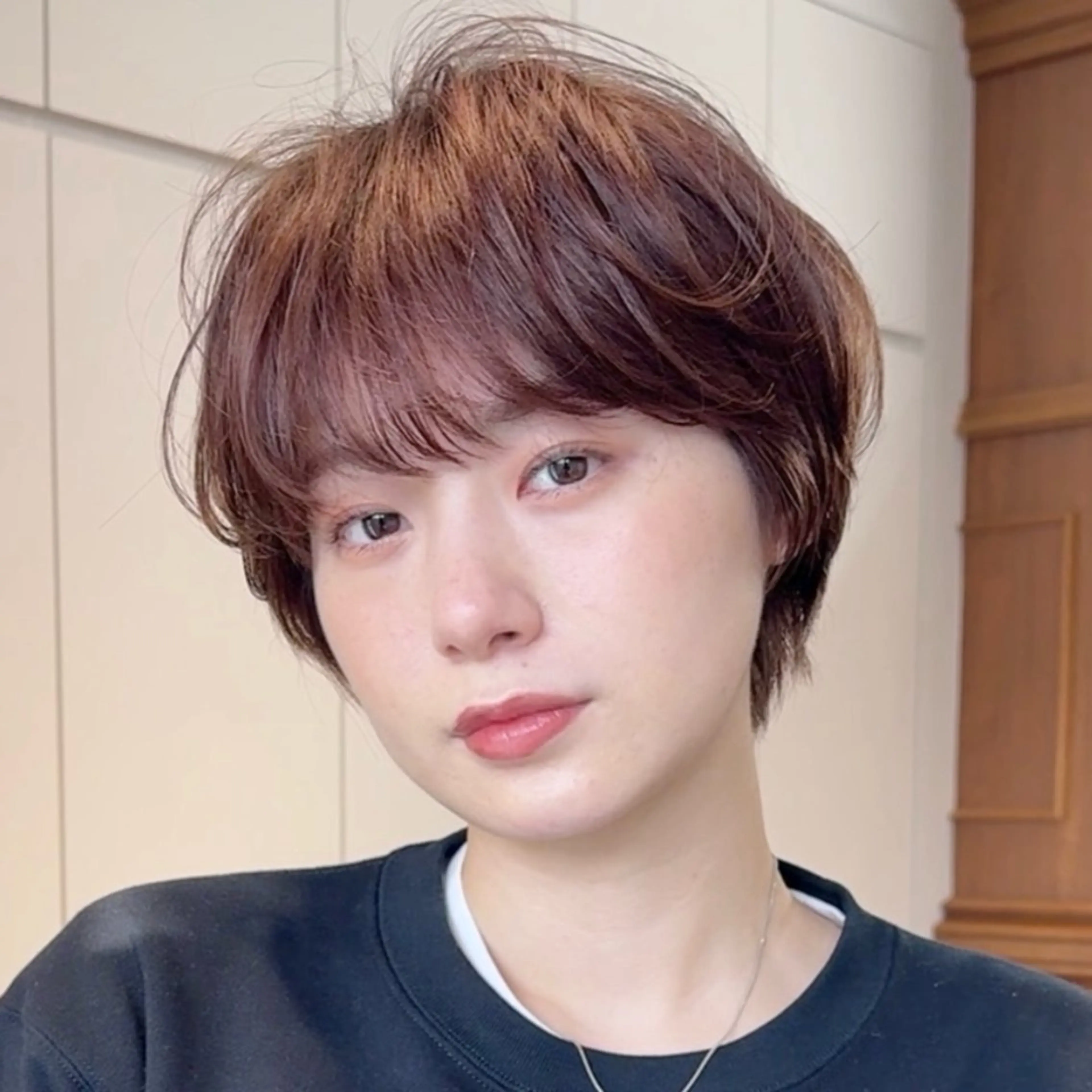 ショート カラー パーマ ショートボブ 丸みショート 透明感カラー ボブ ショートヘア カット ヘアカラー パーマ ショート/ボブ/パー マ原宿🪷Akinaのヘアスタイル