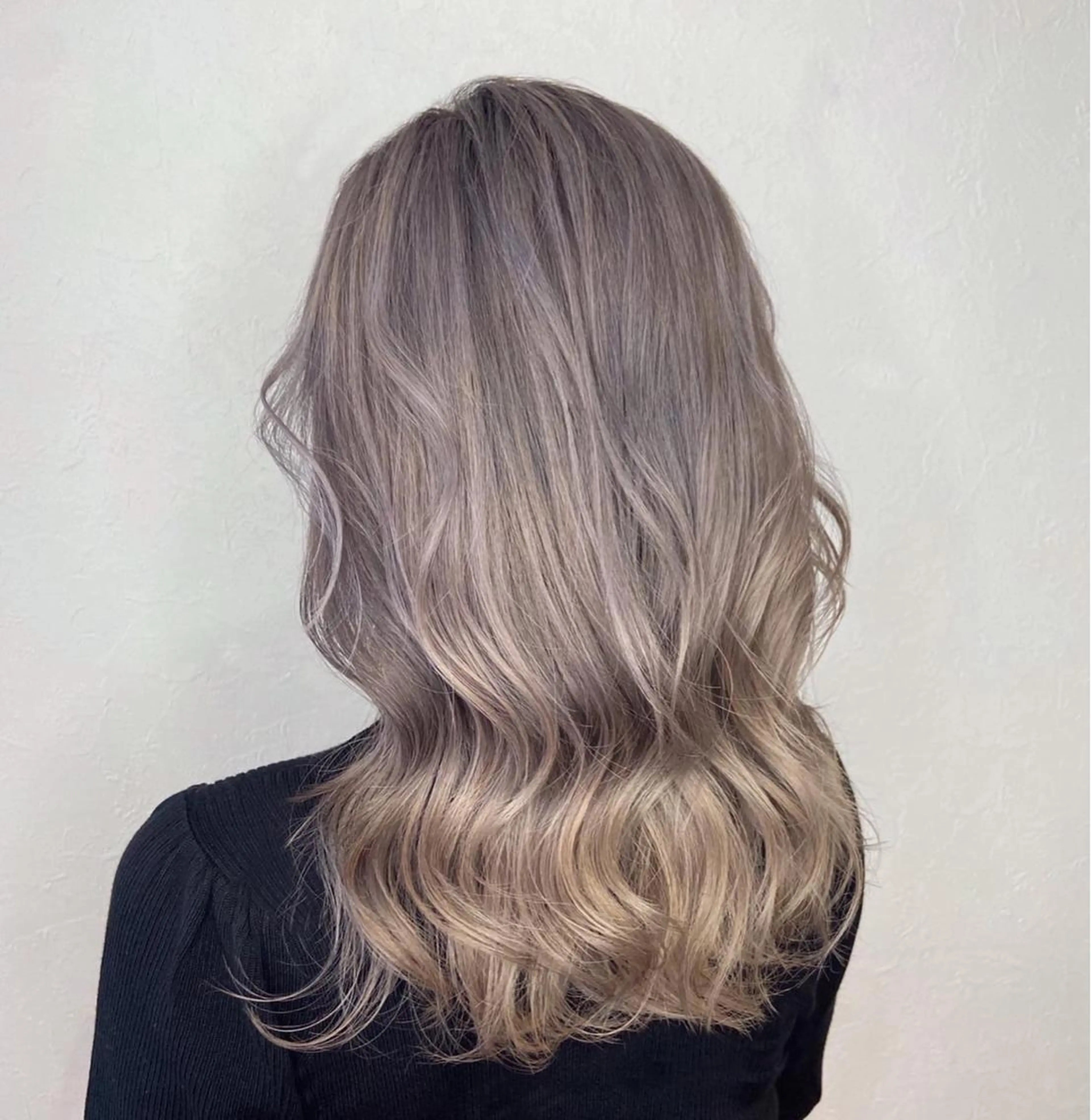 セミロング カラー aini上本町 吉元直明のヘアスタイル