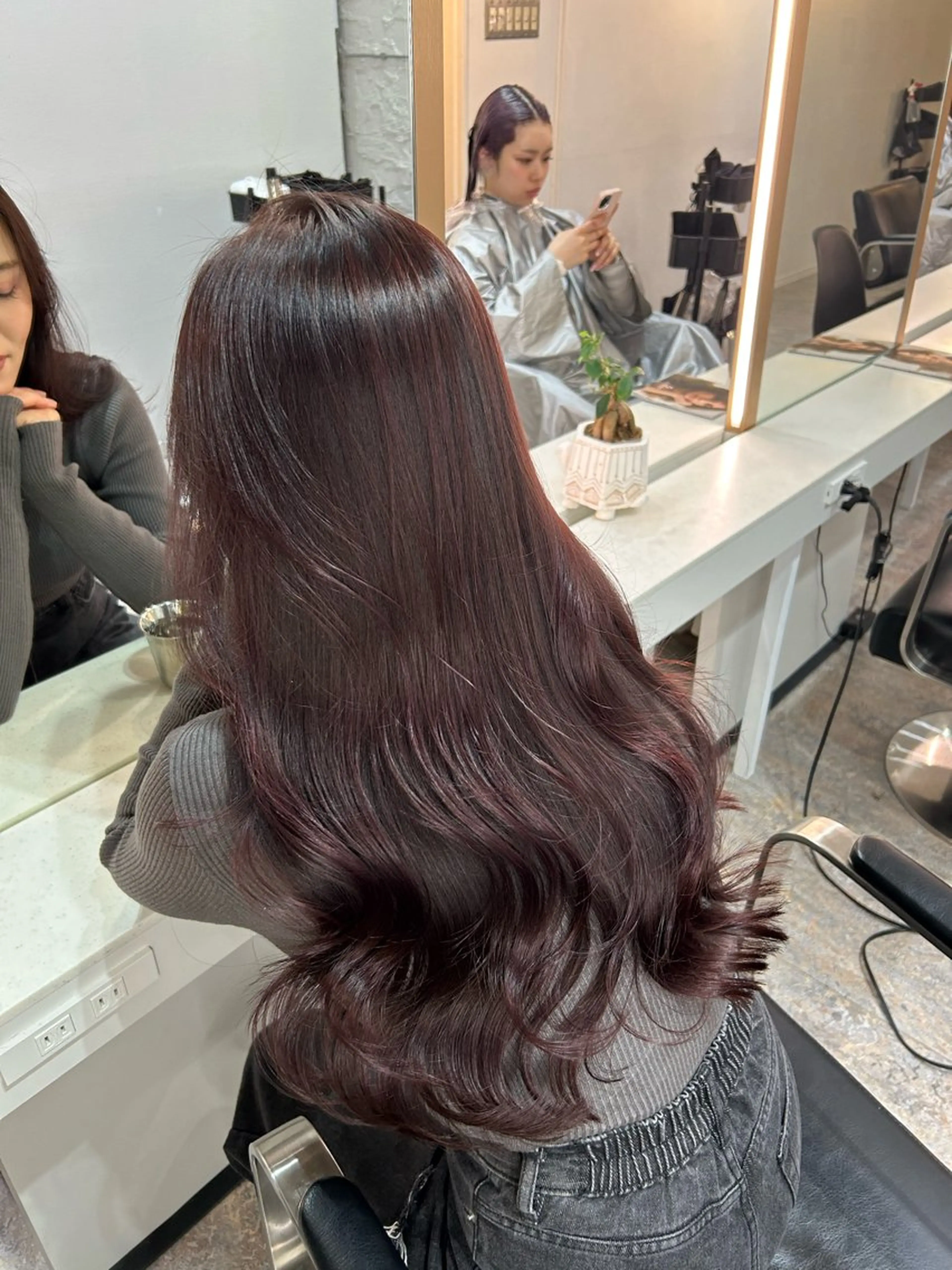 セミロング カラー 韓国風カラー 韓国風ヘア ヘアカラー トリートメント レイヤーカット BLend 渋谷のヘアスタイル