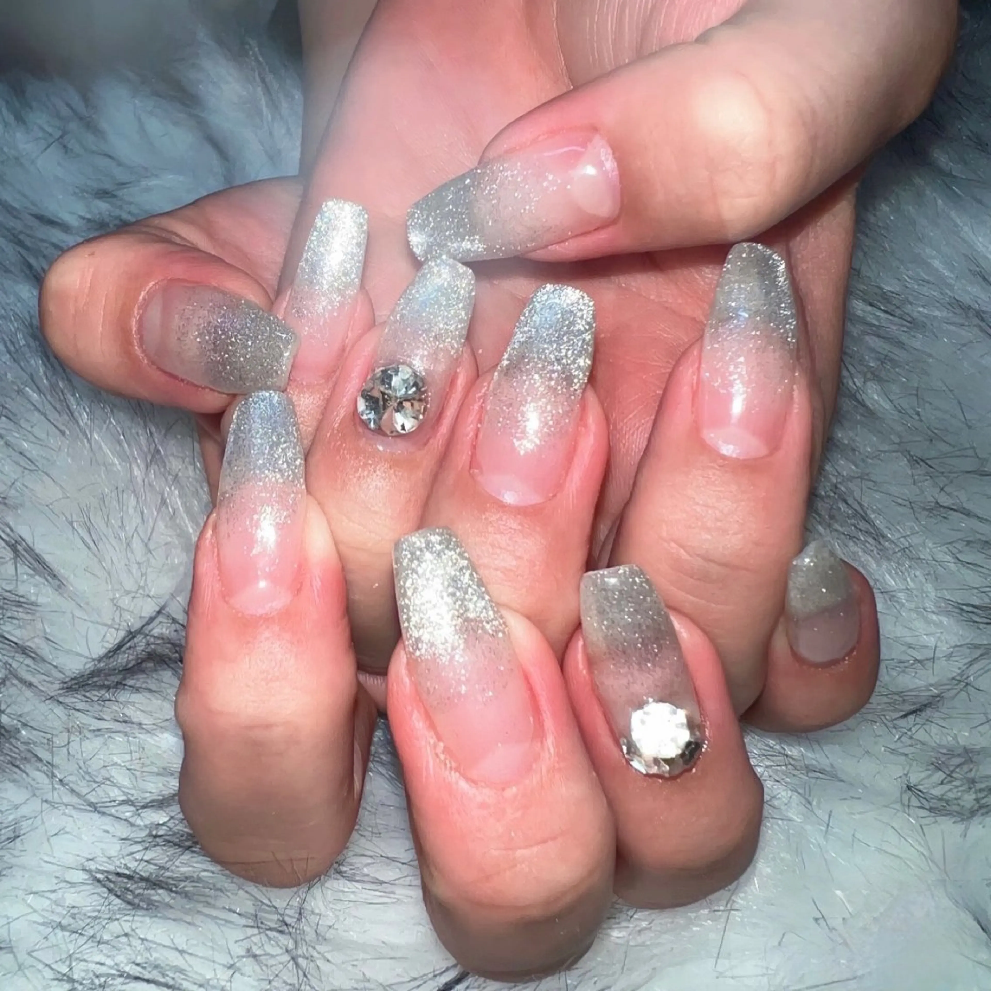 ロング ハンドネイル mao .のネイルデザイン