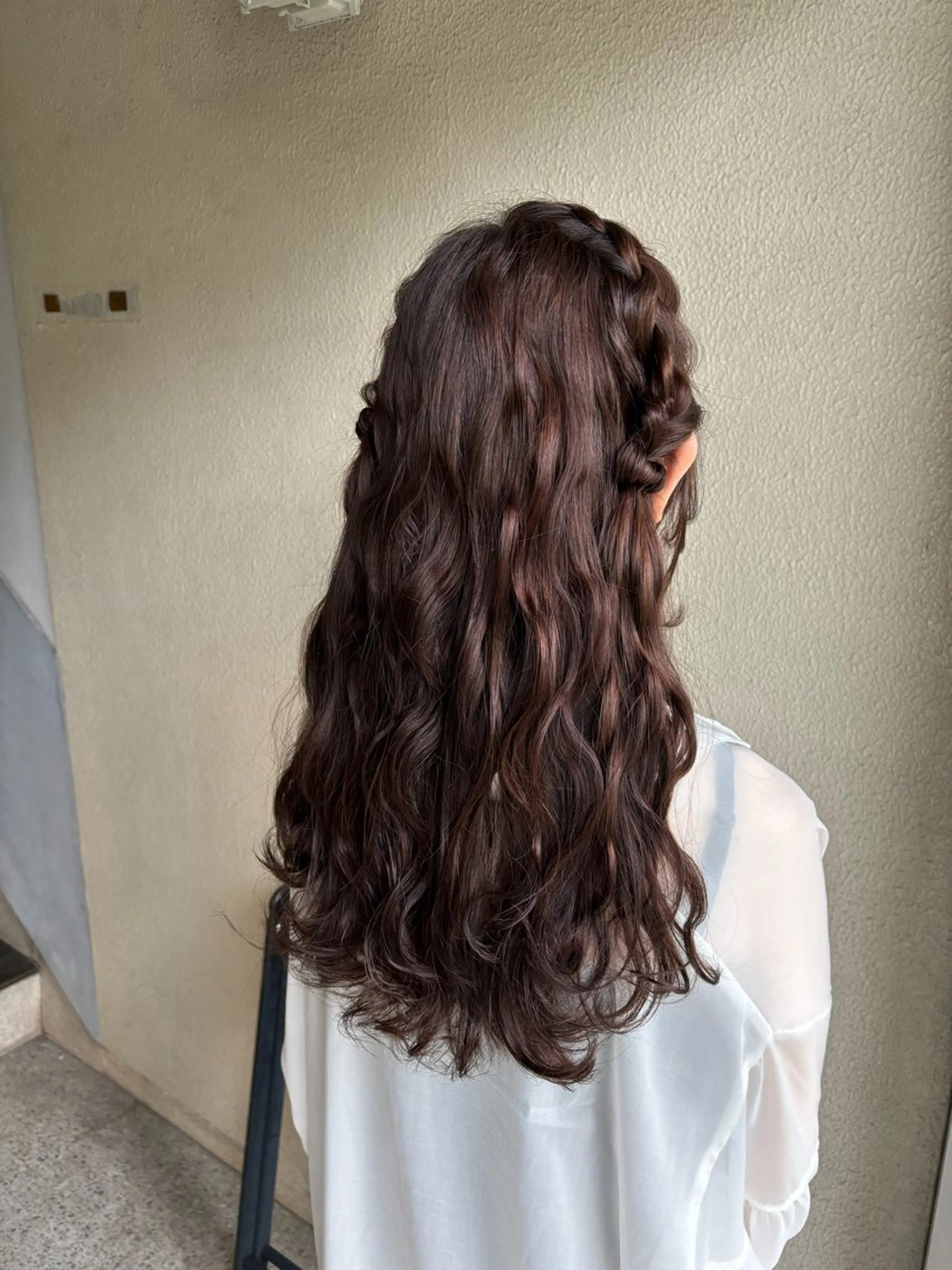 ロング ヘアアレンジ ハーフアップ ヘアセット 森岡 紗羽のヘアスタイル