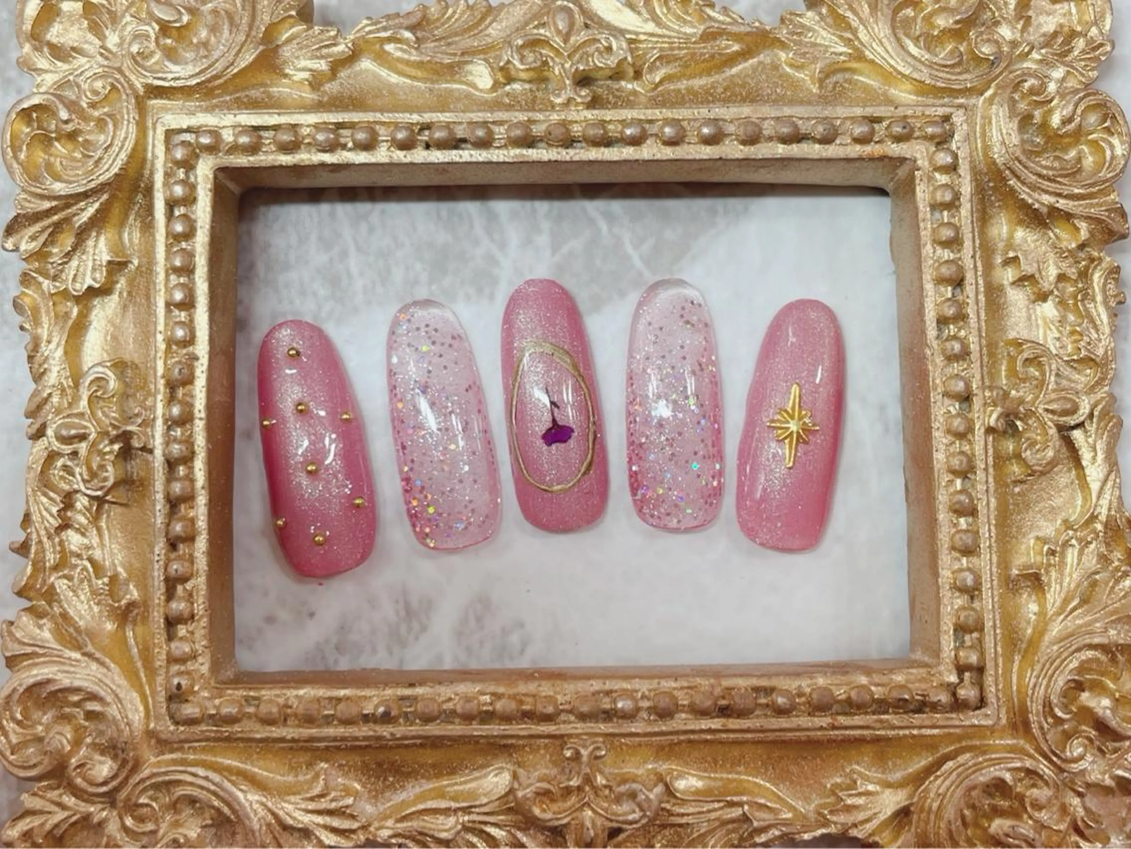 ネイル ハンドネイル マジック ミラーのネイルデザイン