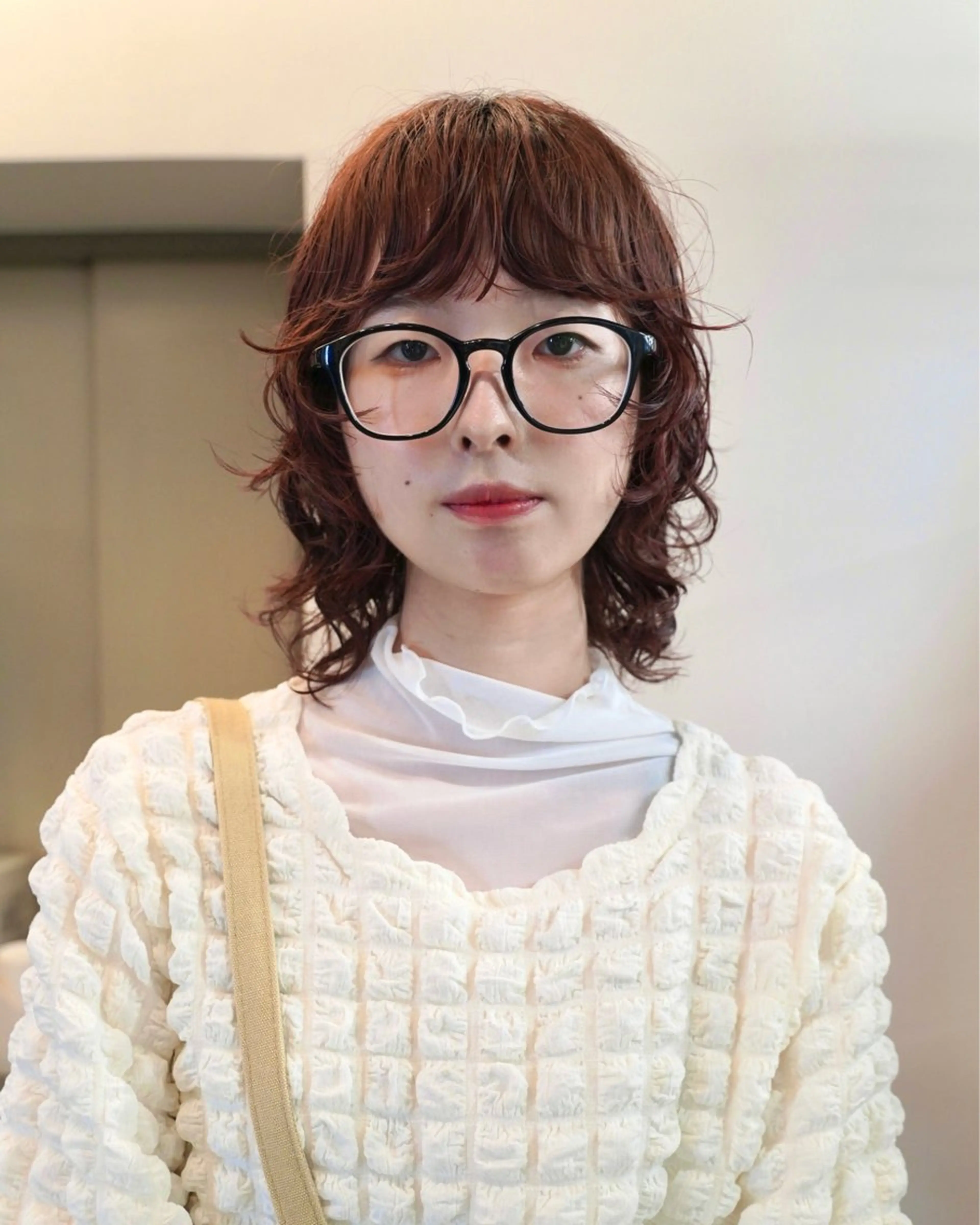 ミディアム パーマ ミディアムパーマ レイヤーカット カット パーマ ヒカル/ミディアム パーマ/ロングパーマのヘアスタイル