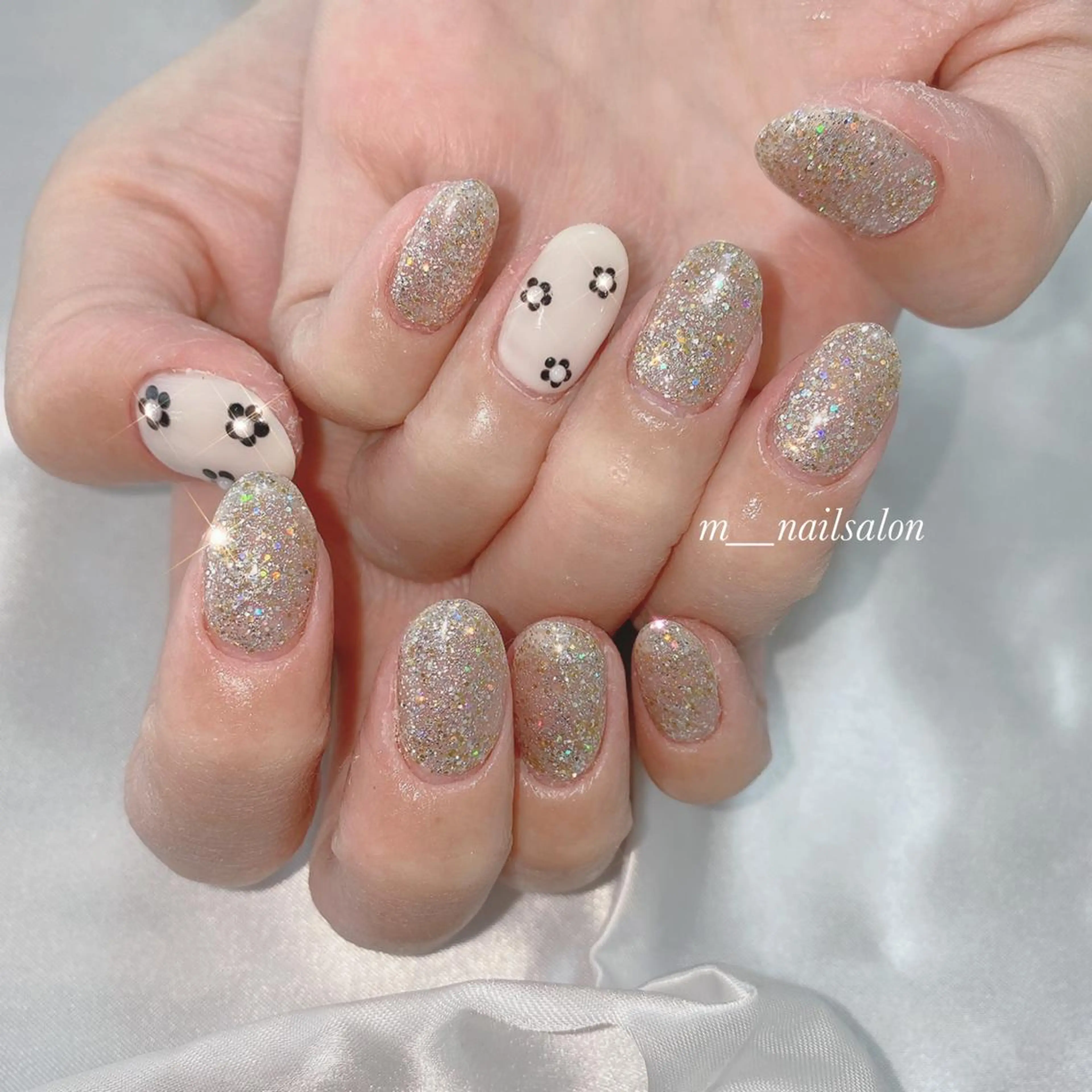 ネイル ハンドネイル merci nailのネイルデザイン