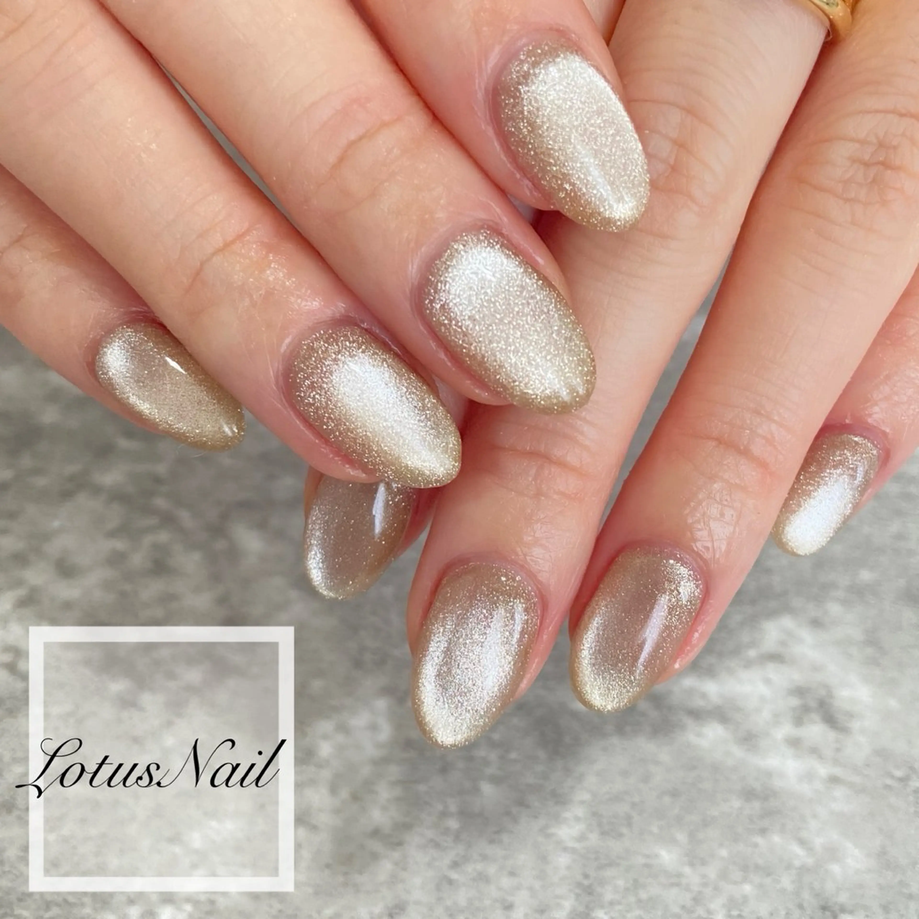 ネイル マグネットネイル ハンドネイル Lotus Nailのネイルデザイン