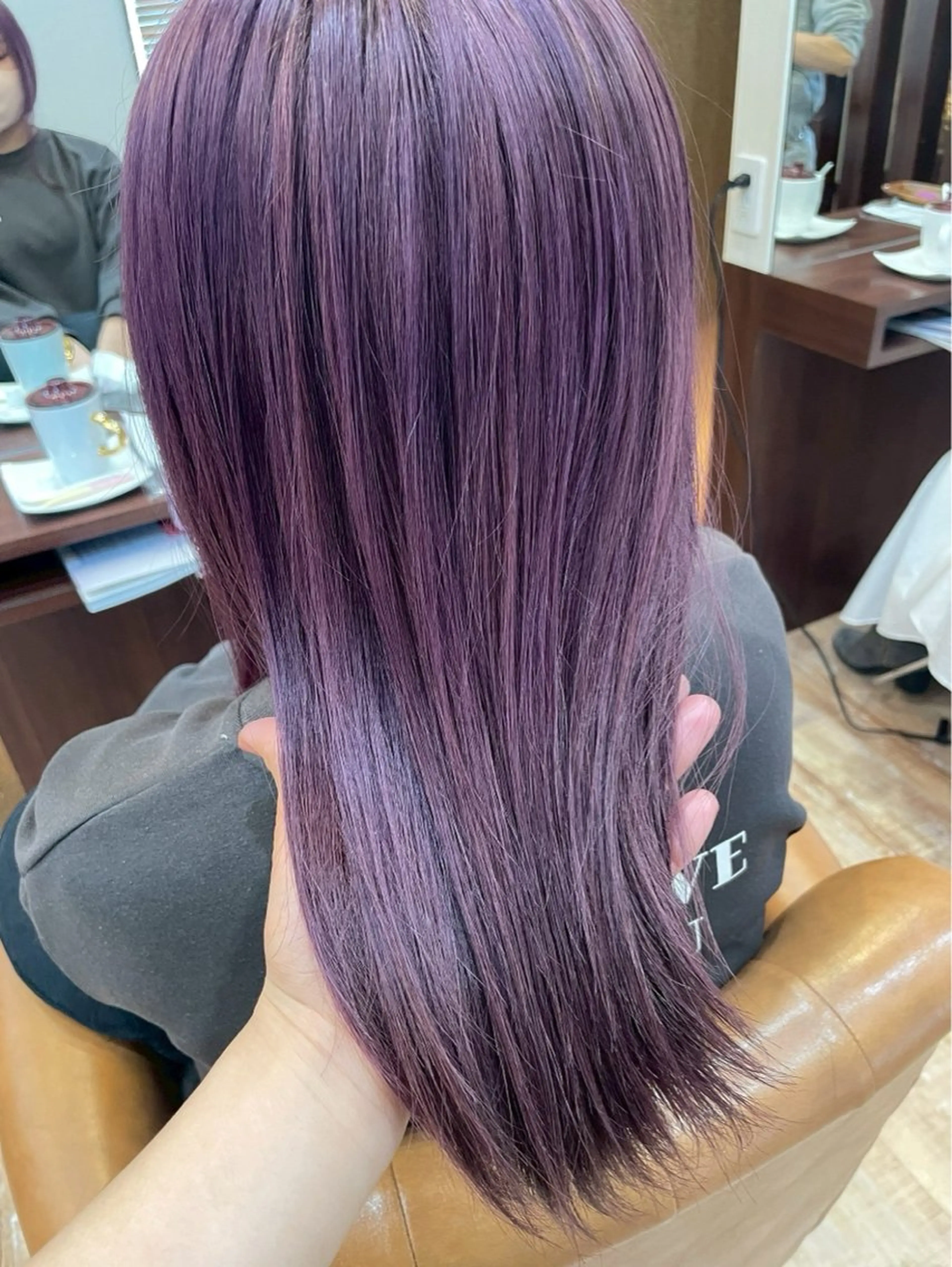 セミロング カラー AFLOAT satomiのヘアスタイル