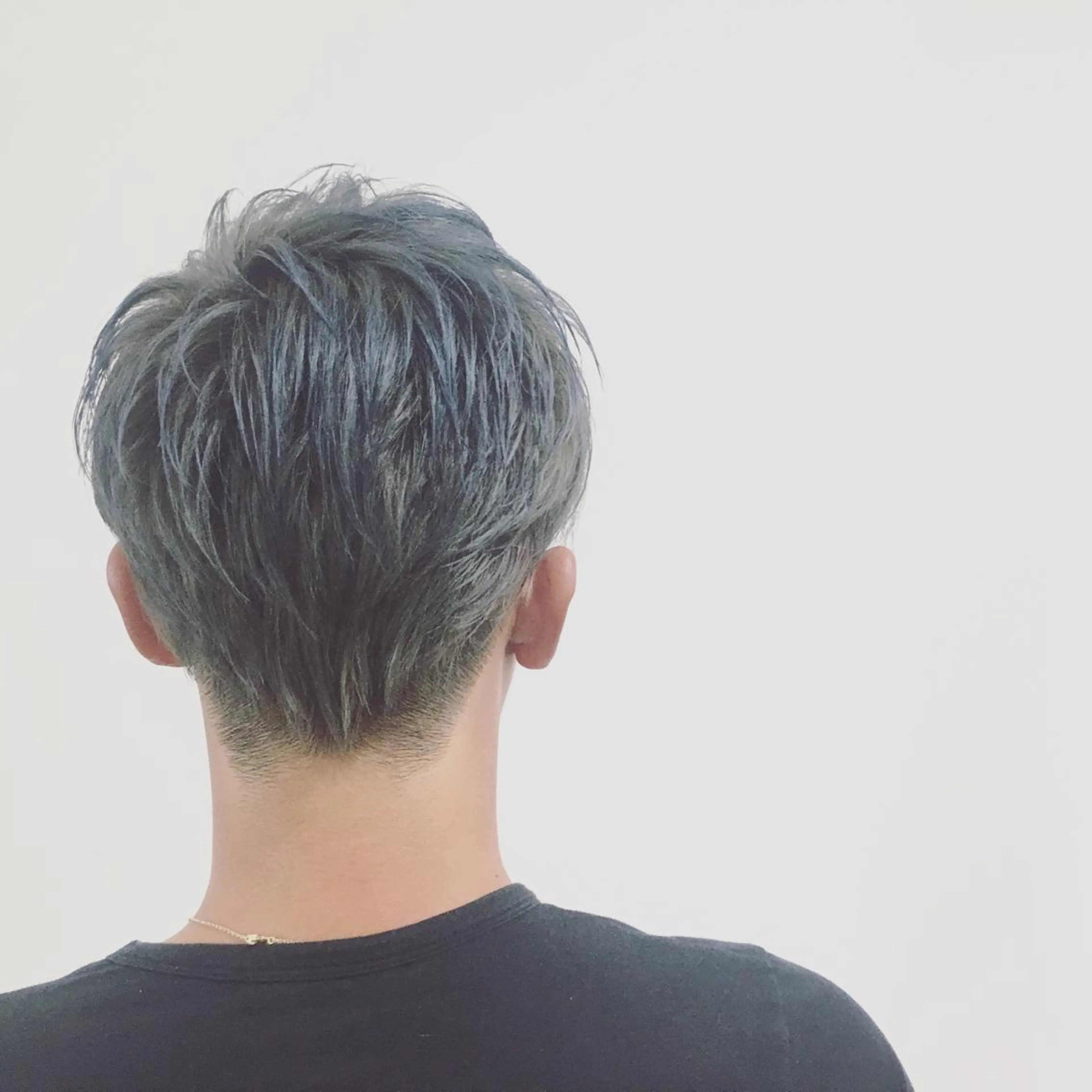 カラー メンズ アッシュ てんま さやかのヘアスタイル