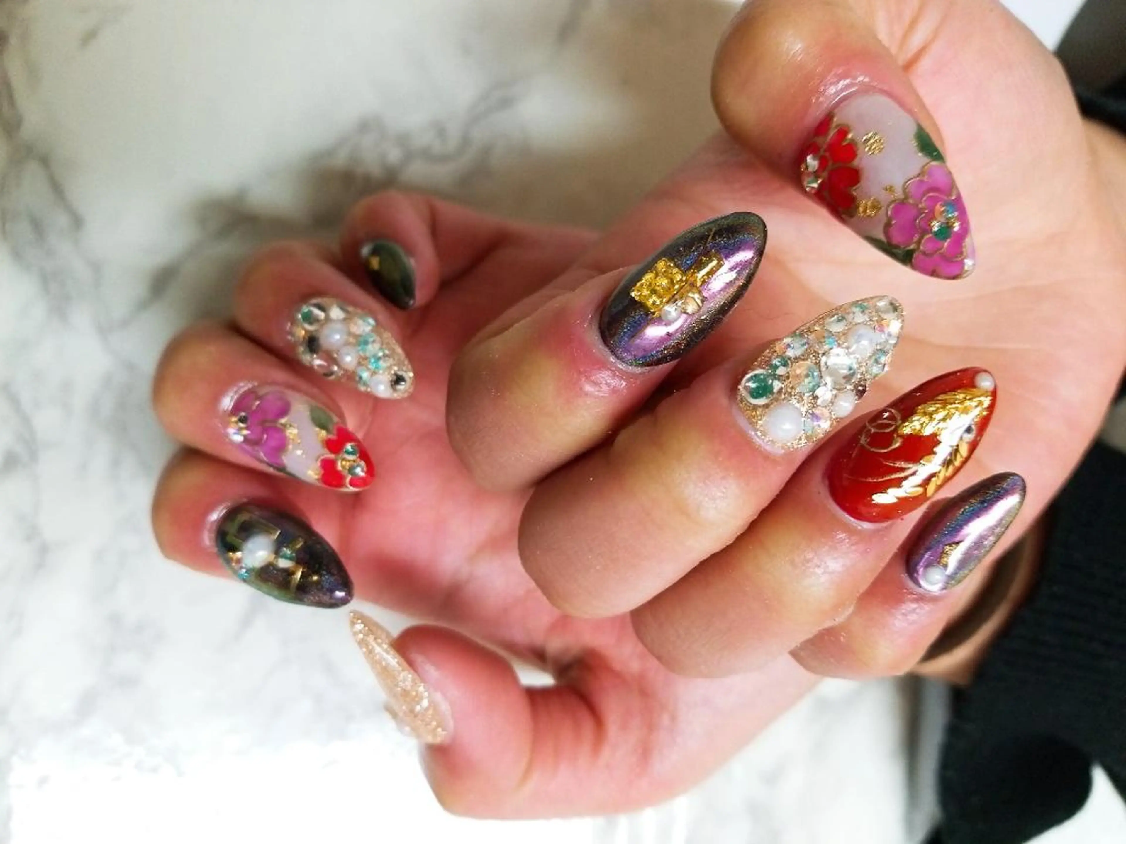 ネイル 河野ちえ (雑誌掲載サロン)のネイルデザイン