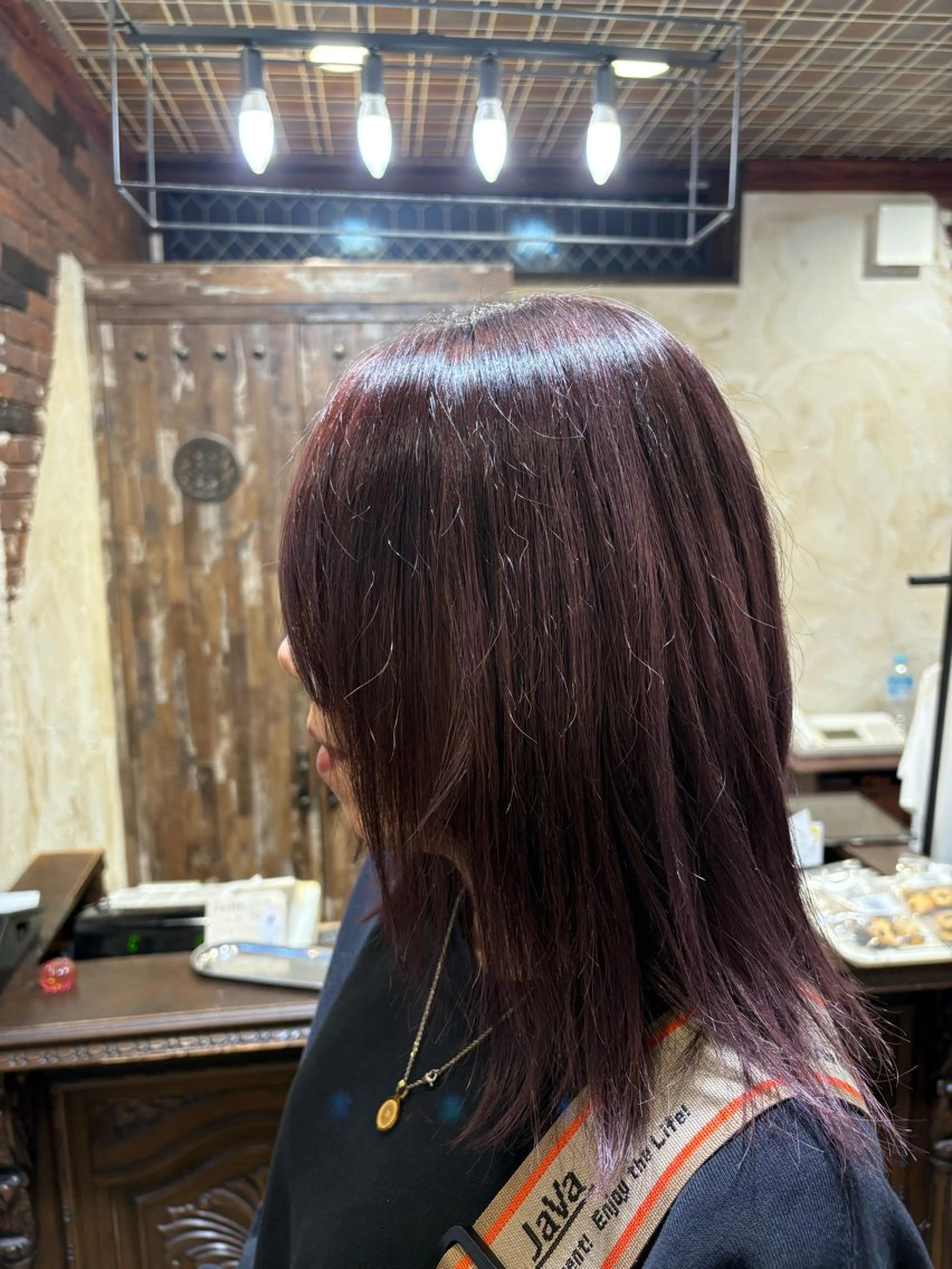 ミディアム カラー Calbari 鎌田美歩のヘアスタイル