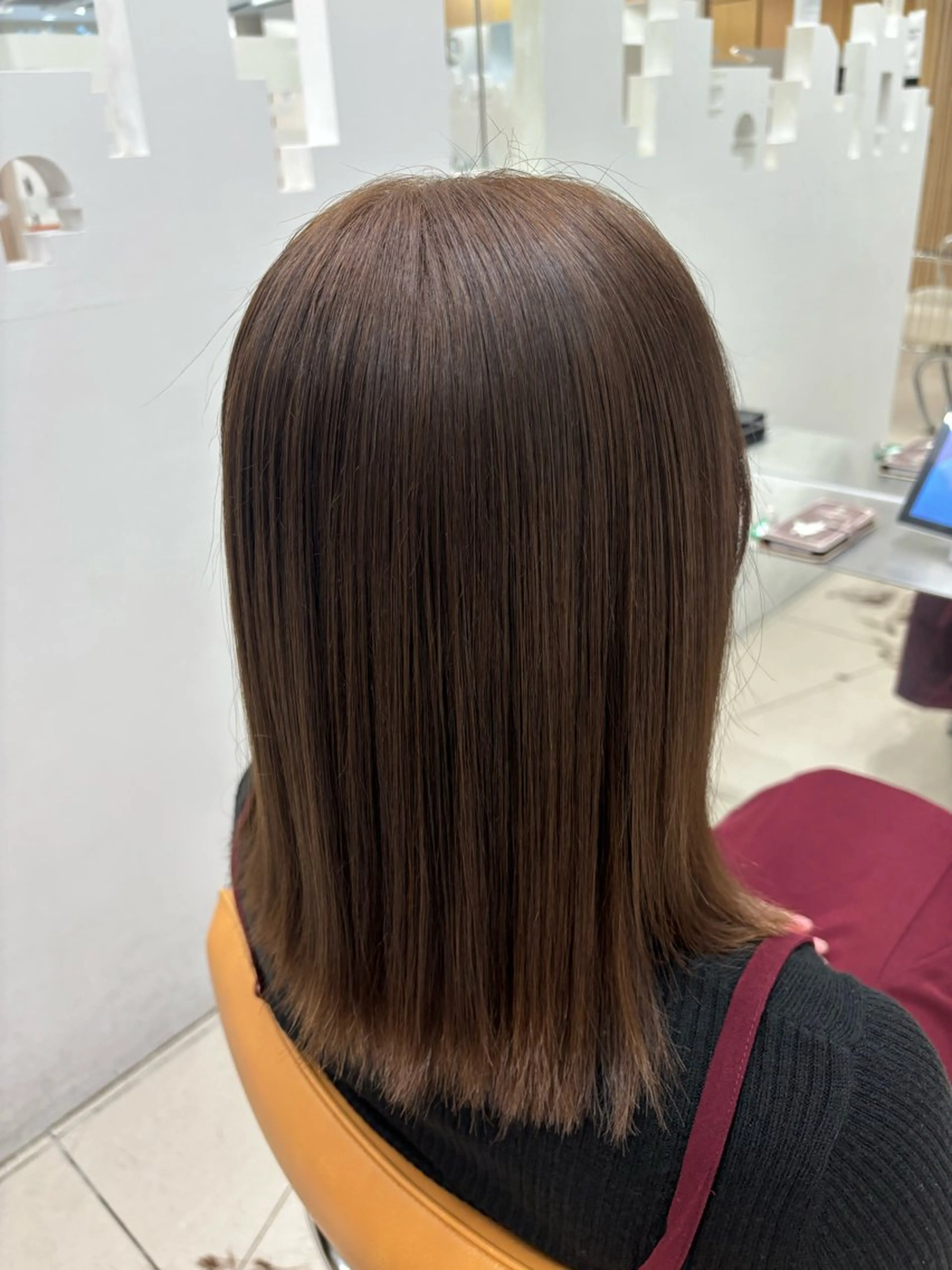 ミディアム カット ヘアカラー 縮毛矯正 🏰縮毛矯正 🏰NOAのヘアスタイル