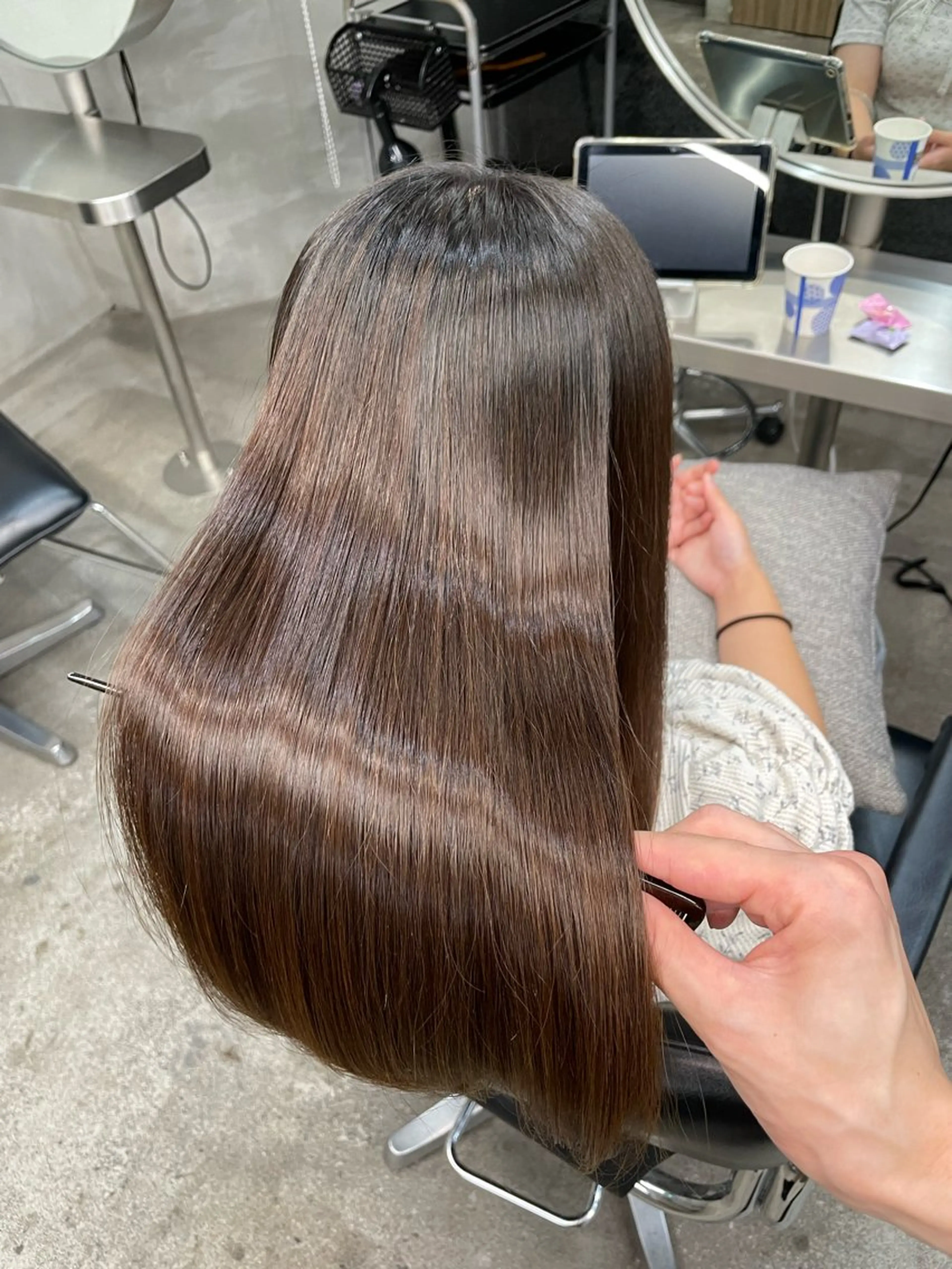 ミディアム パーマ 髪質改善 縮毛矯正 カット 縮毛矯正 トリートメント 高山🐬髪質改善 池袋で縮毛矯正のヘアスタイル