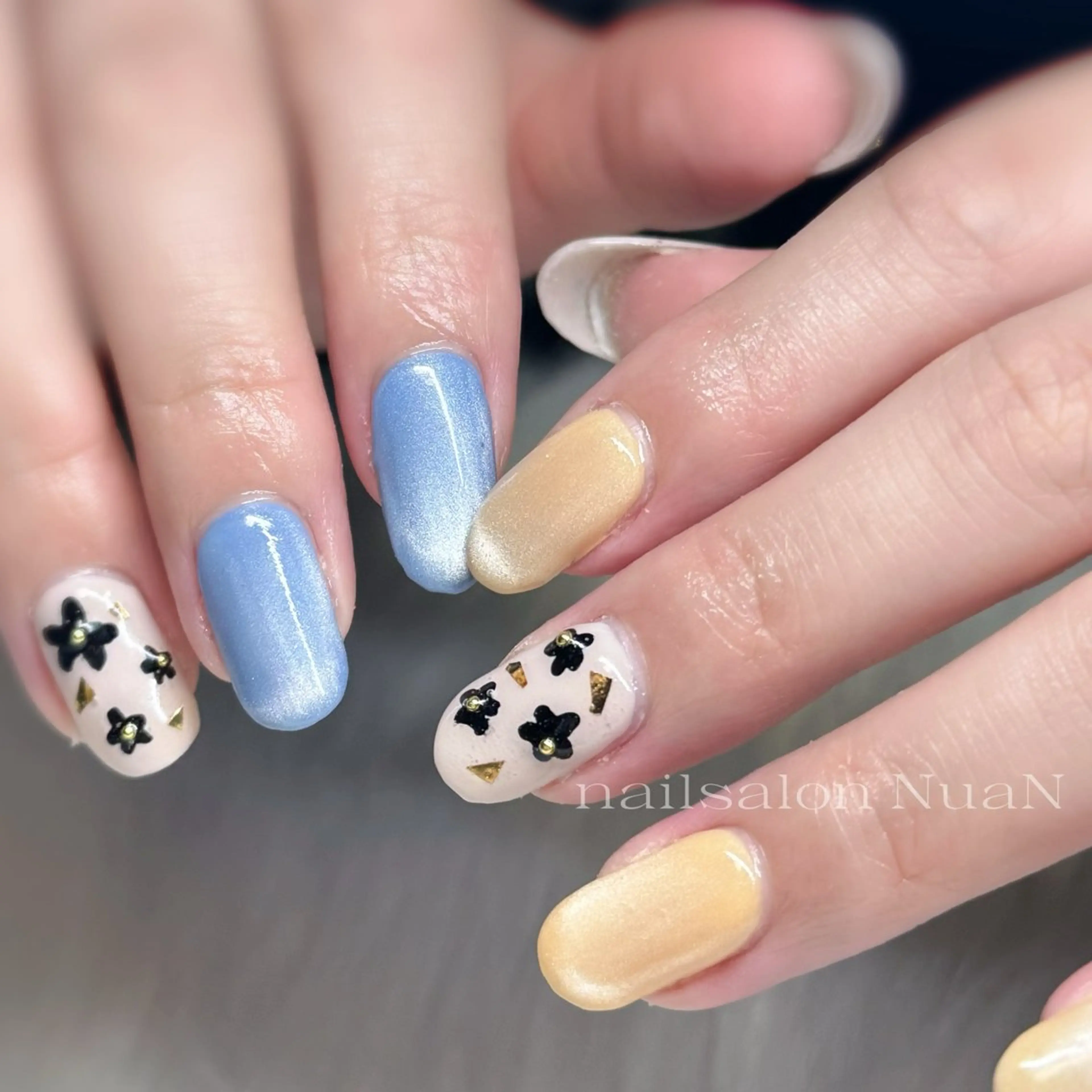 ネイル ハンドネイル NuaN ミニモ停止中のネイルデザイン