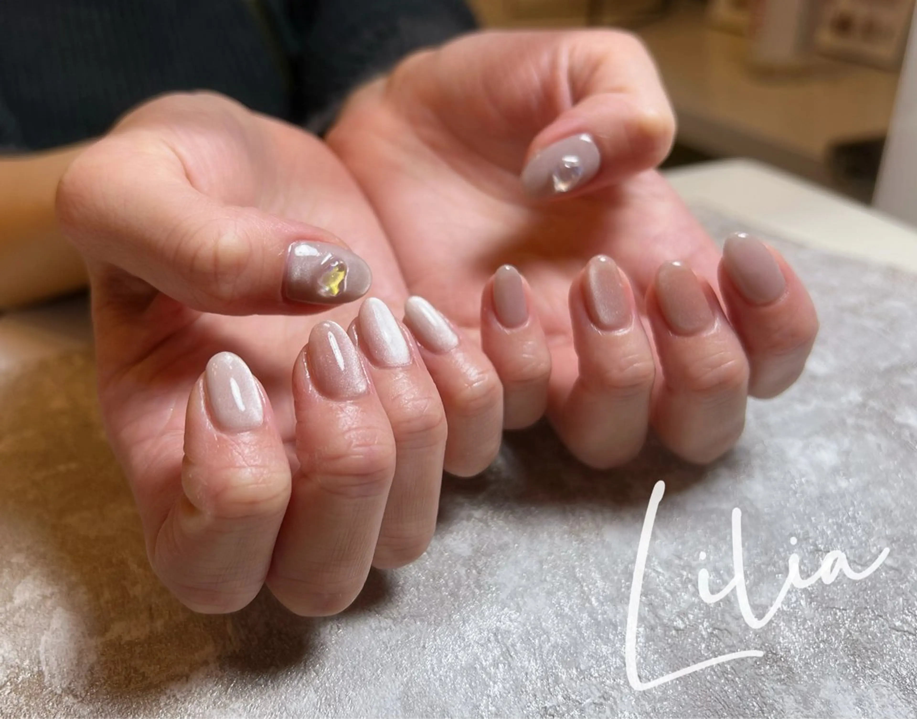 ネイル マグネットネイル Lilia💅 Amanoのネイルデザイン