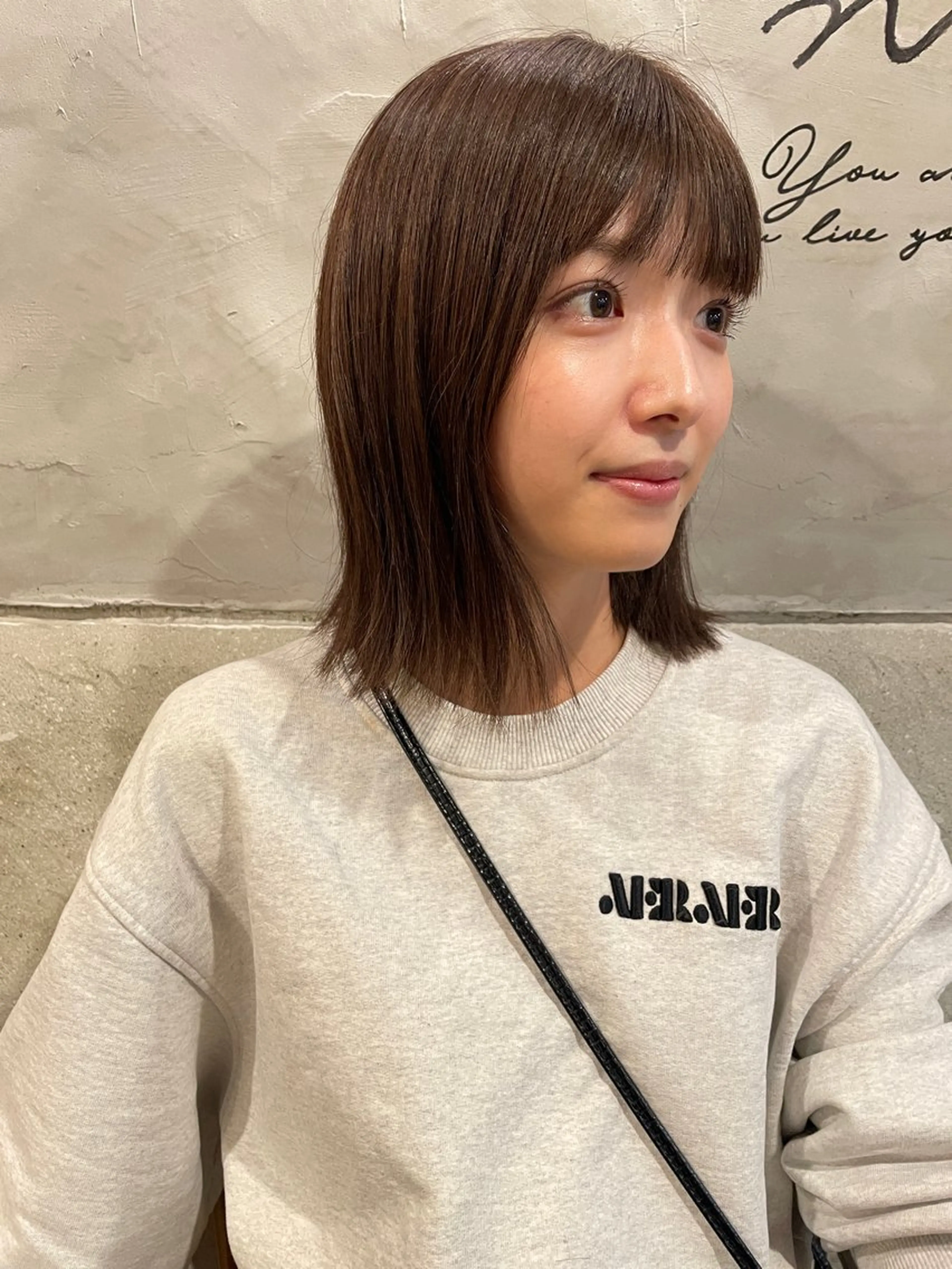 ミディアム カラー カット ヘアカラー トリートメント さの あやねのヘアスタイル