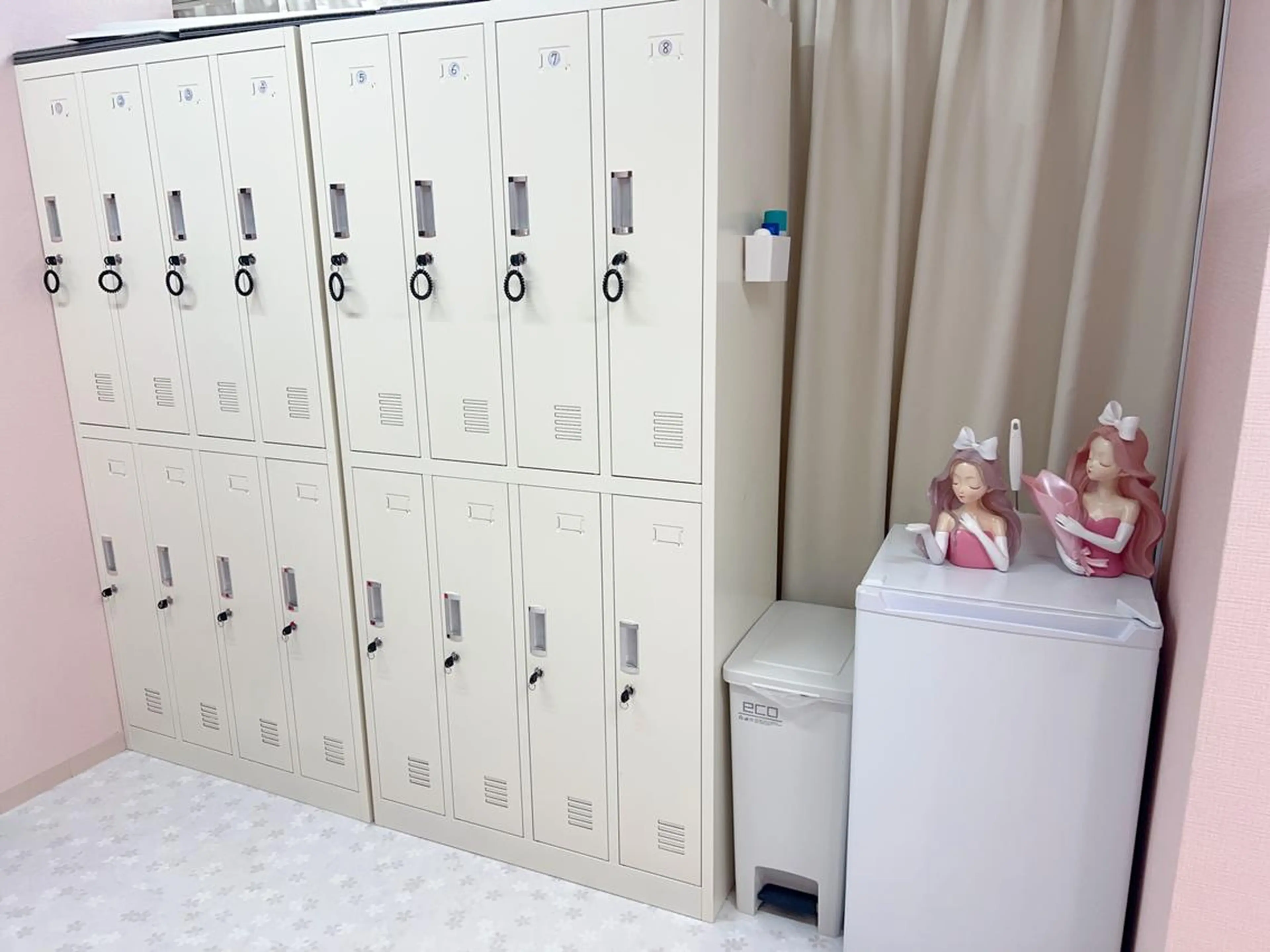 foisalon 新宿西口店のマツエク・マツパデザイン