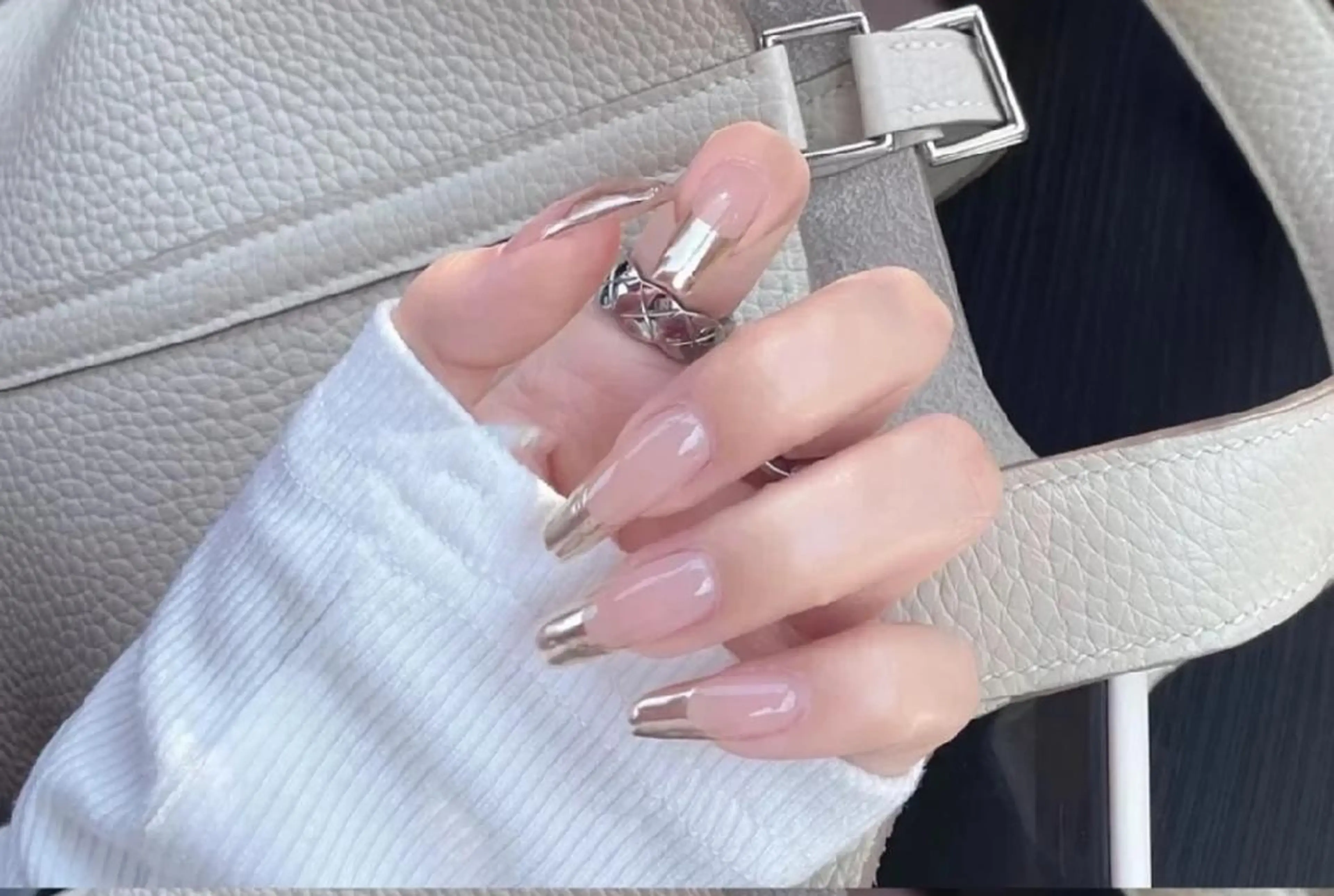 ネイル N. サロン所属・Theone栄店 田口のネイルデザイン