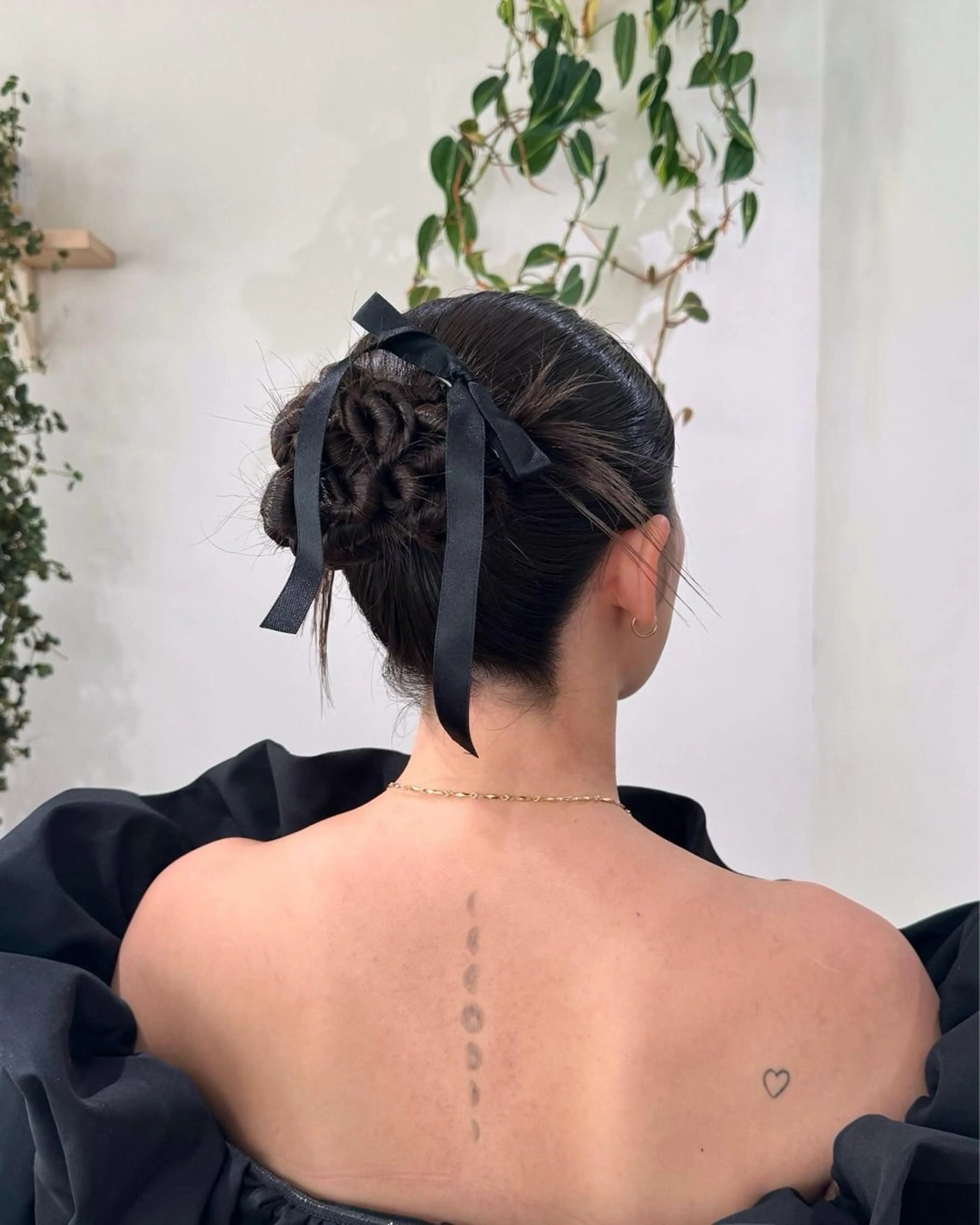 ロング ヘアアレンジ ヘアセット 𝙎𝙚𝙞𝙧𝙖 ☆カット/パーマのヘアスタイル