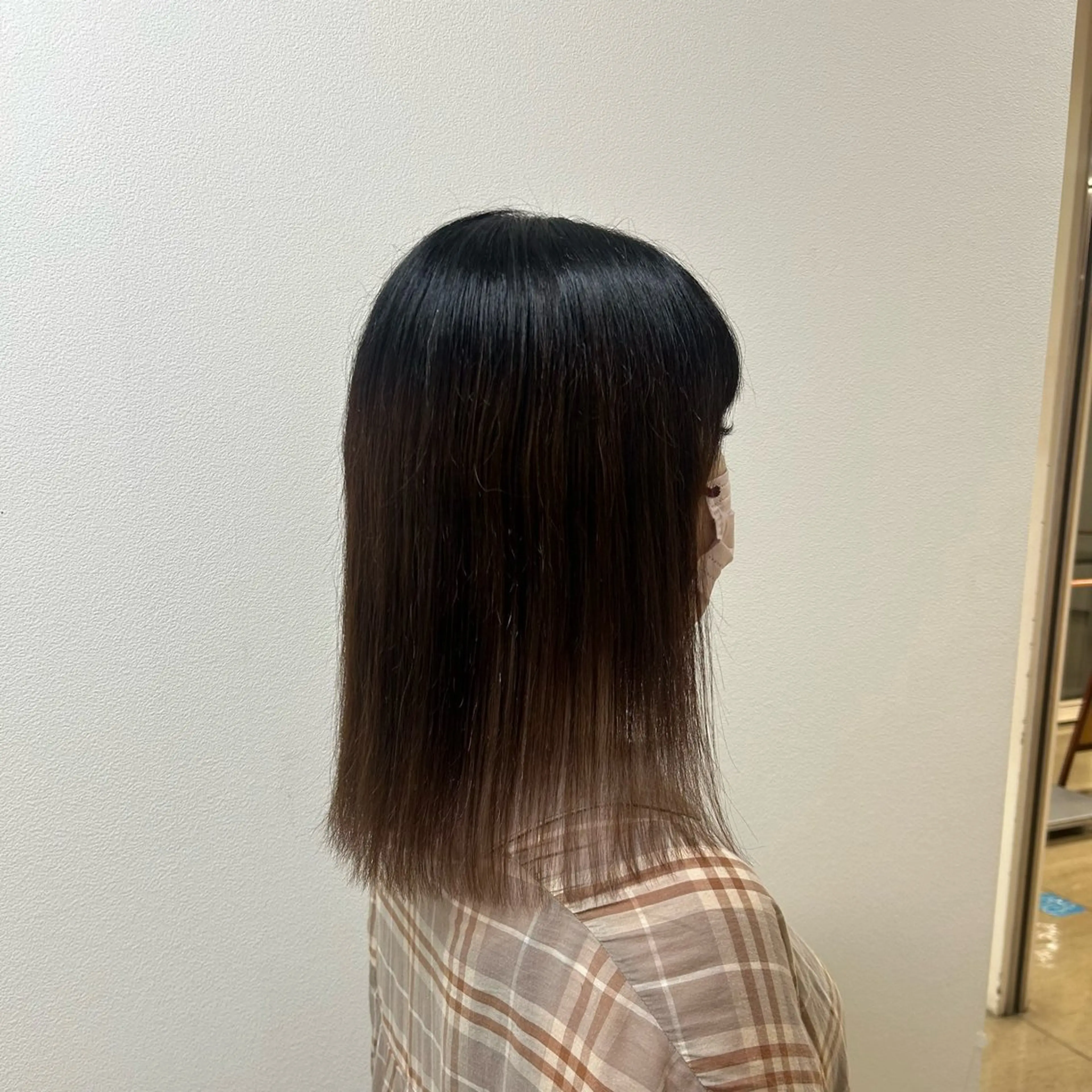 ミディアム レナークウィズ　北川 愛璃のヘアスタイル
