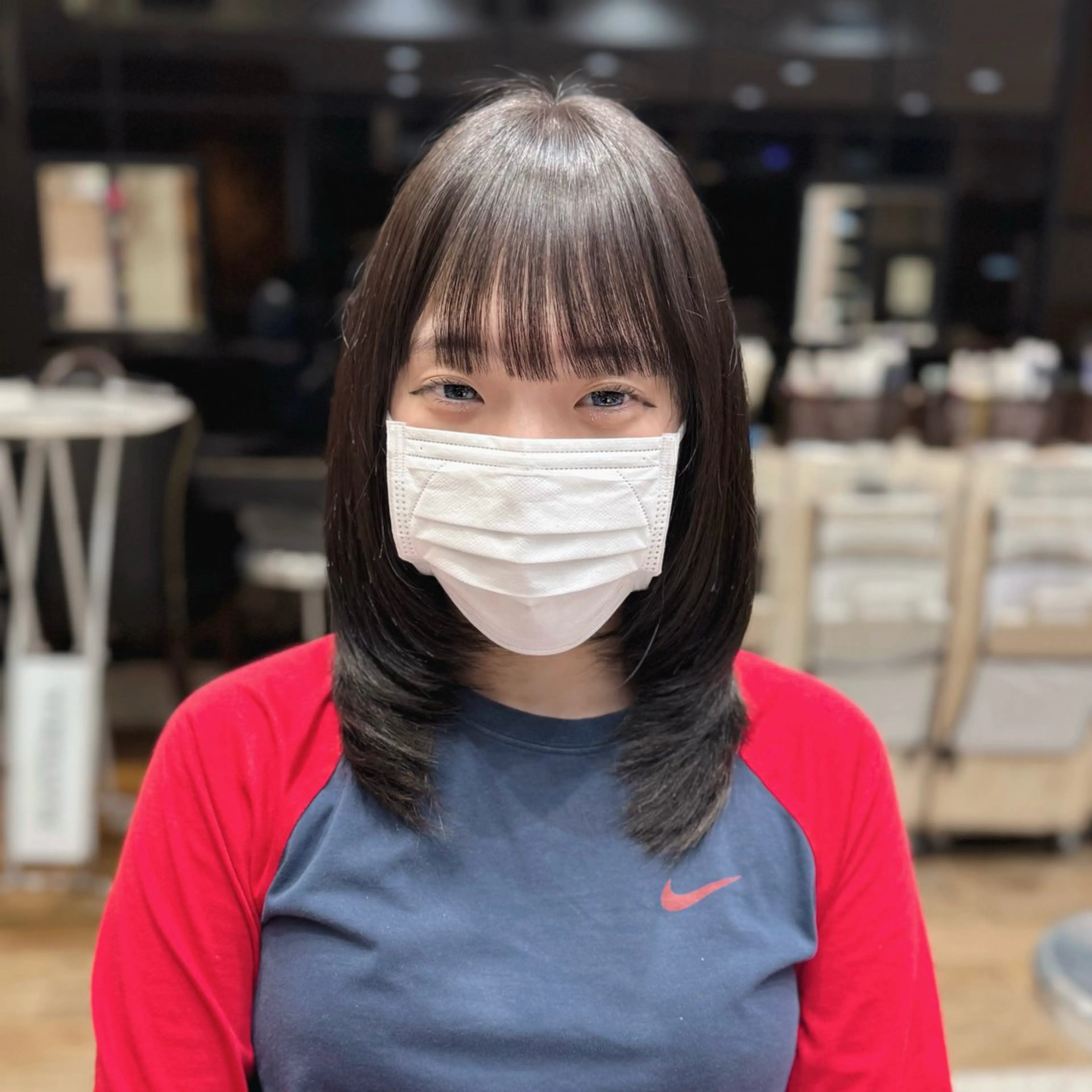 ミディアム カラー ミディアムパーマ ベージュカラー ブリーチ 透明感カラー グレージュ カット ヘアカラー トリートメント レイヤー/顔まわり/ 透明感カラー/れいなのヘアスタイル