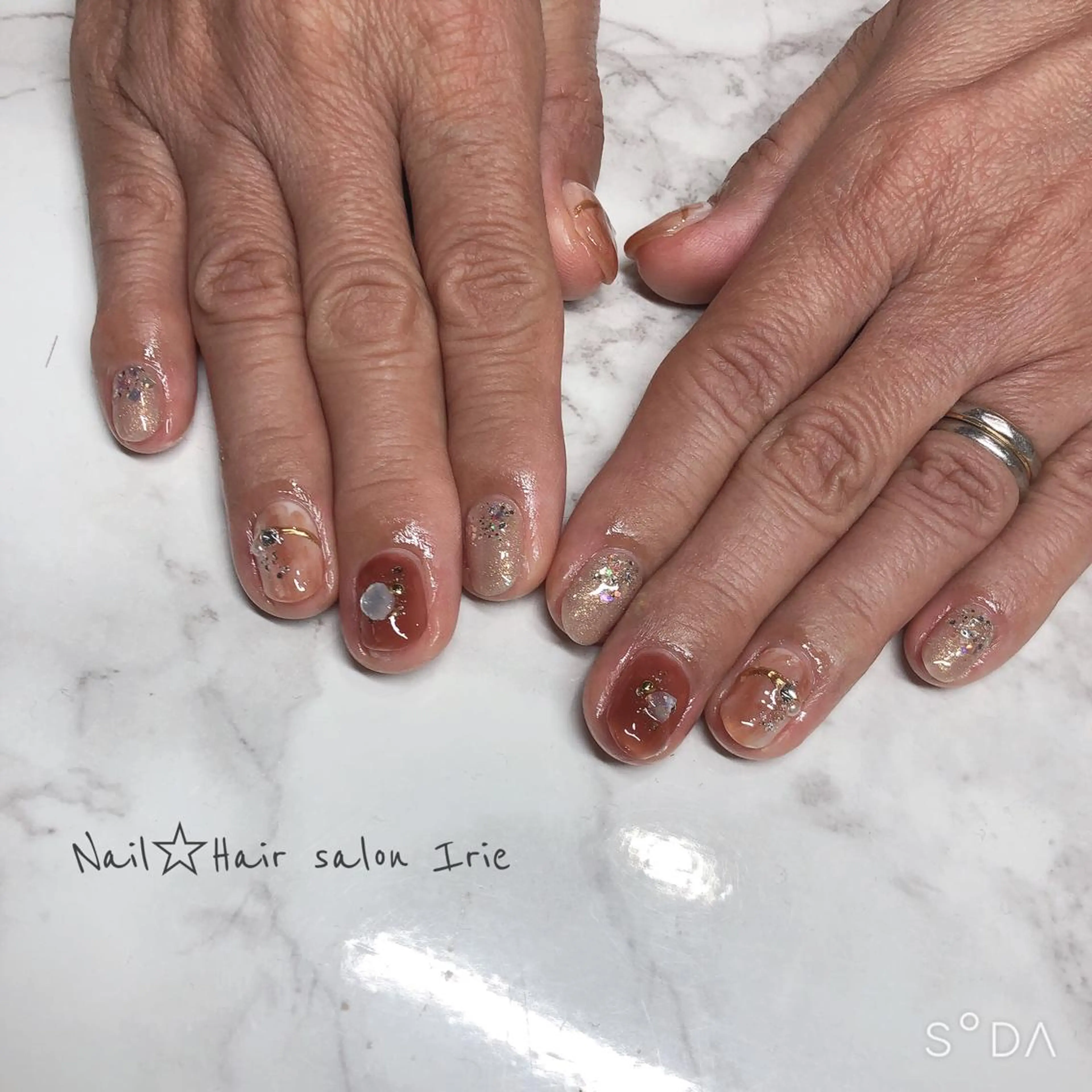 ネイル ハンドネイル 與儀 知佳のネイルデザイン