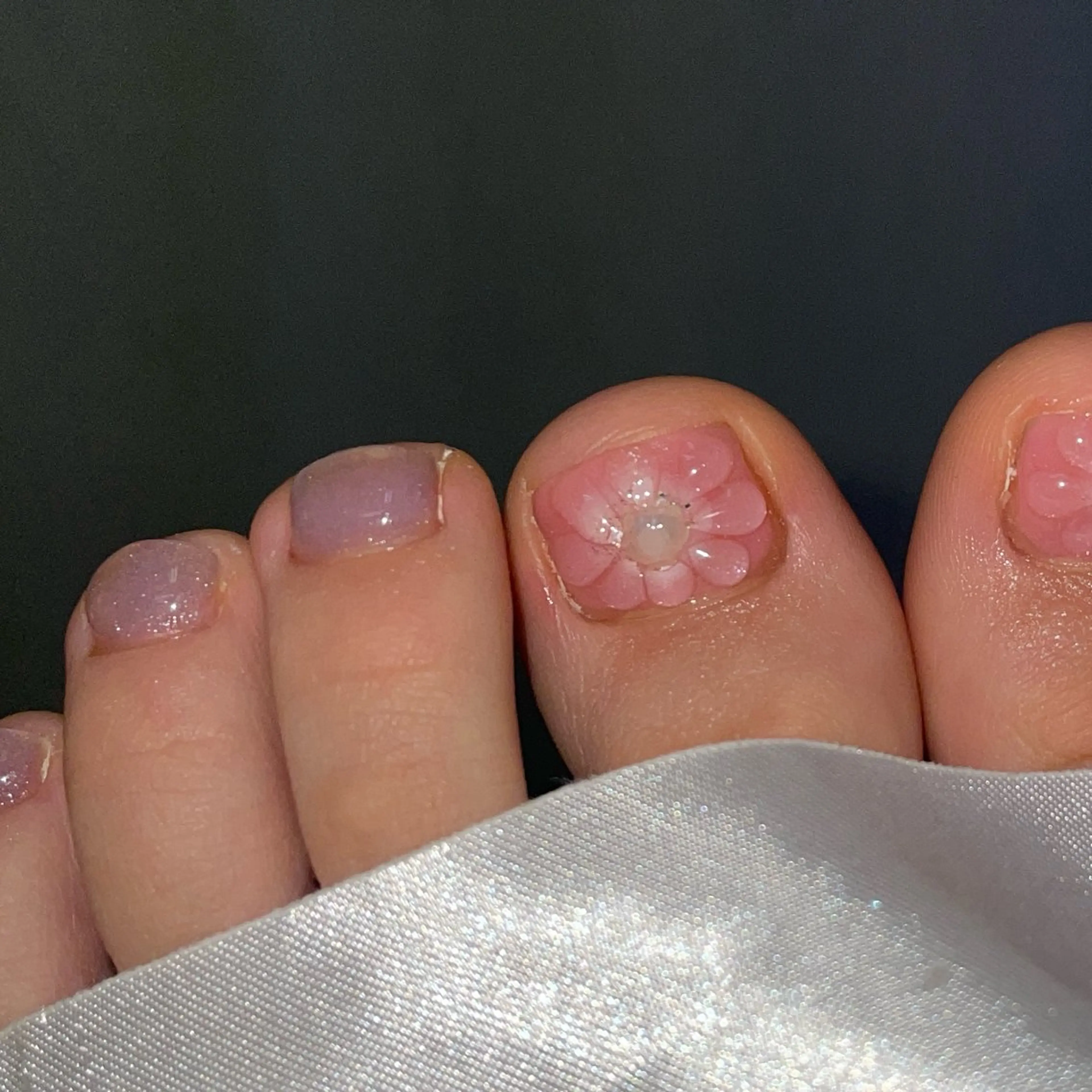 ネイル フットネイル 友井川 綾華のネイルデザイン