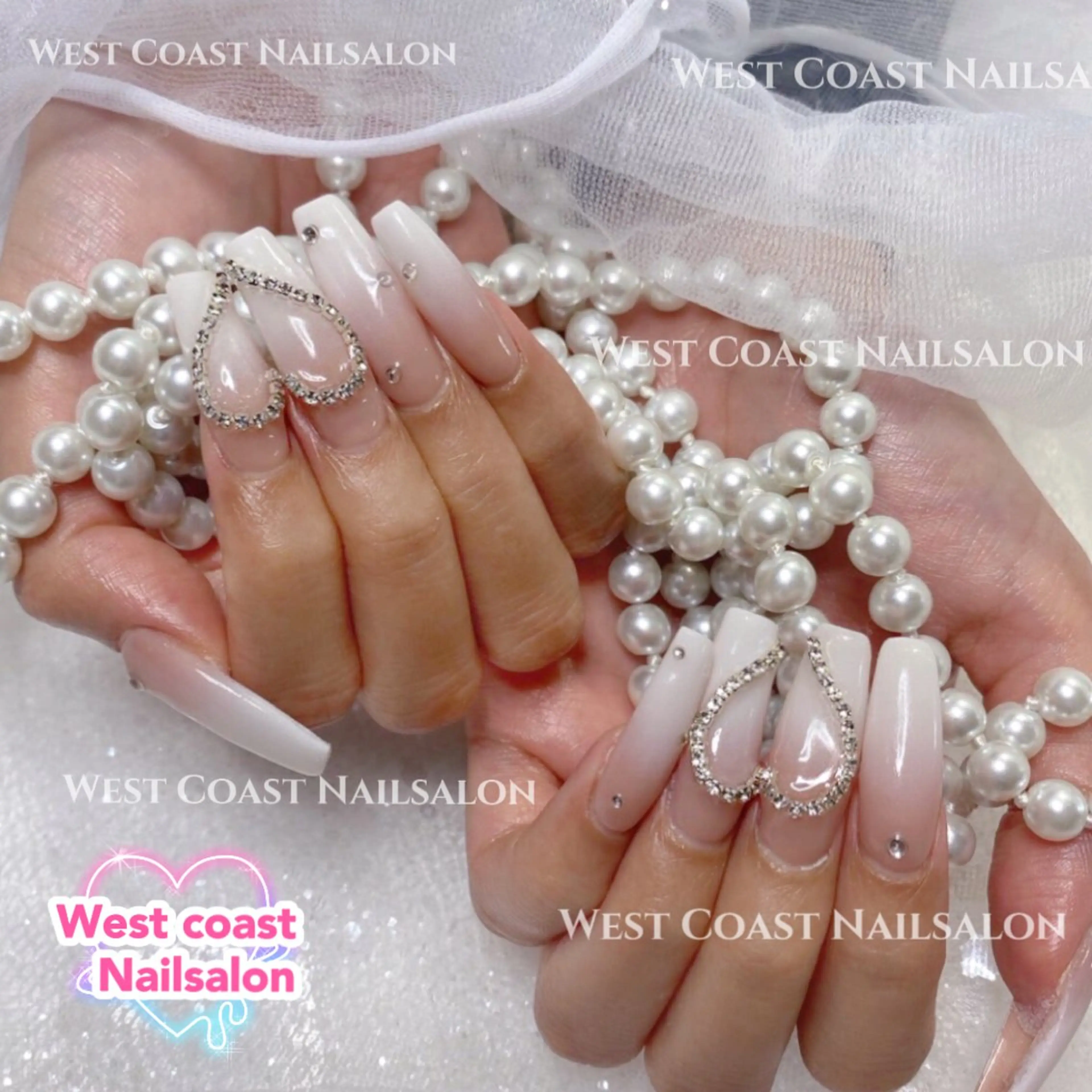 ネイル ハンドネイル リボン、ガーリー パーツ放題専門店のネイルデザイン