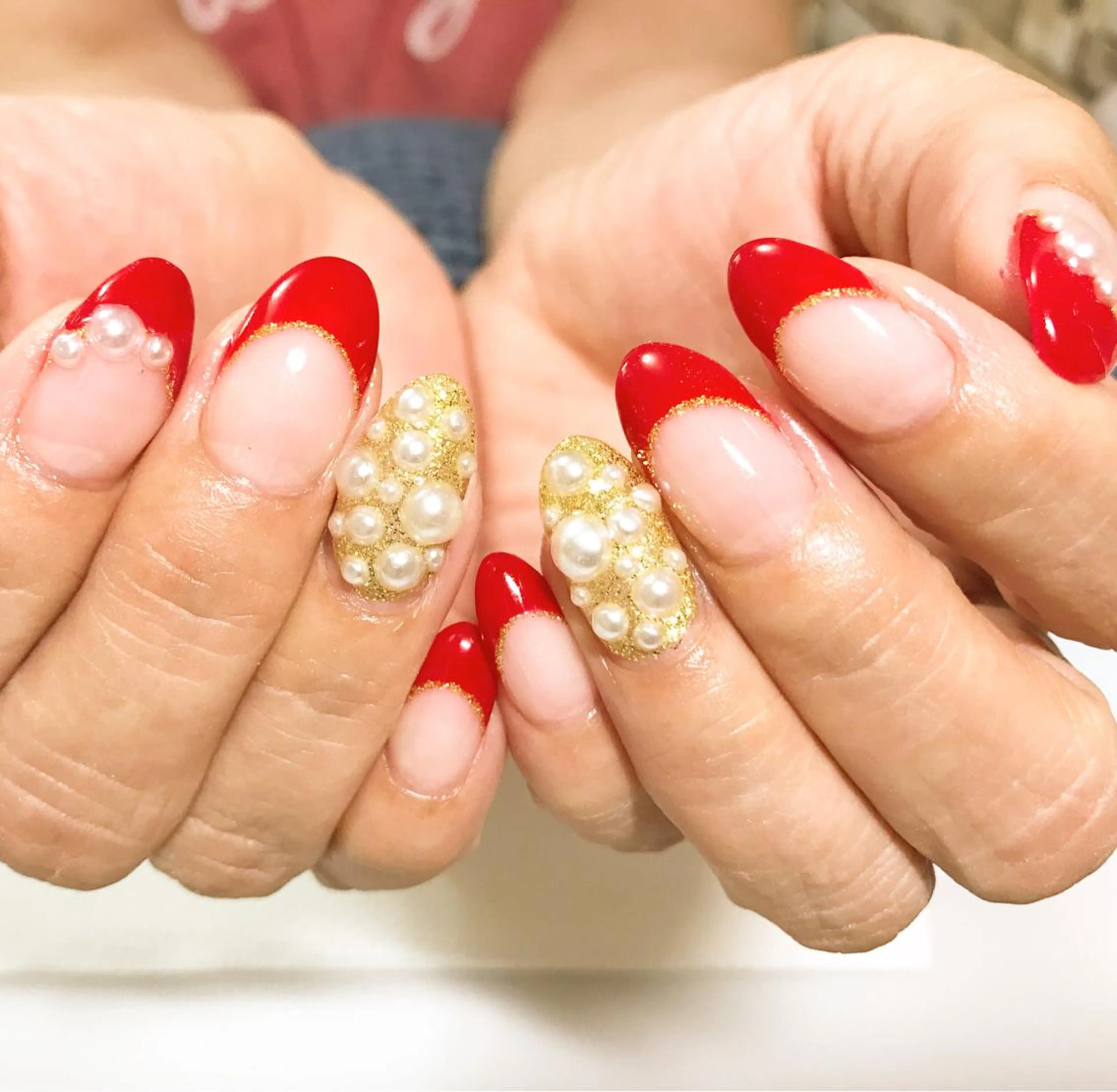 ネイル フットネイル フレンチネイル ゴールド ラメ(グリッター) 赤色 nail fufla ♡yamane♡のネイルデザイン