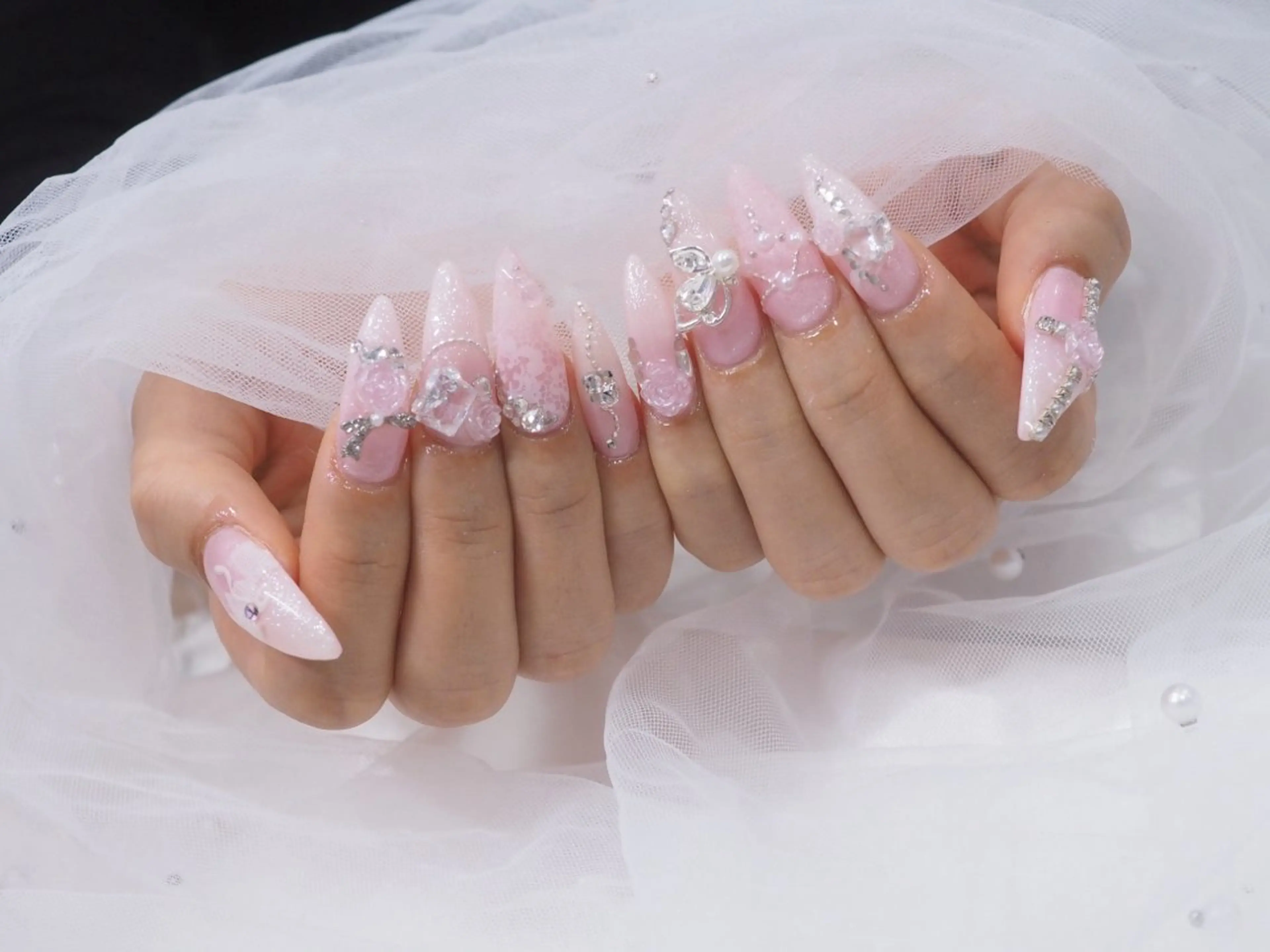 ネイル amore  心斎橋 aのネイルデザイン