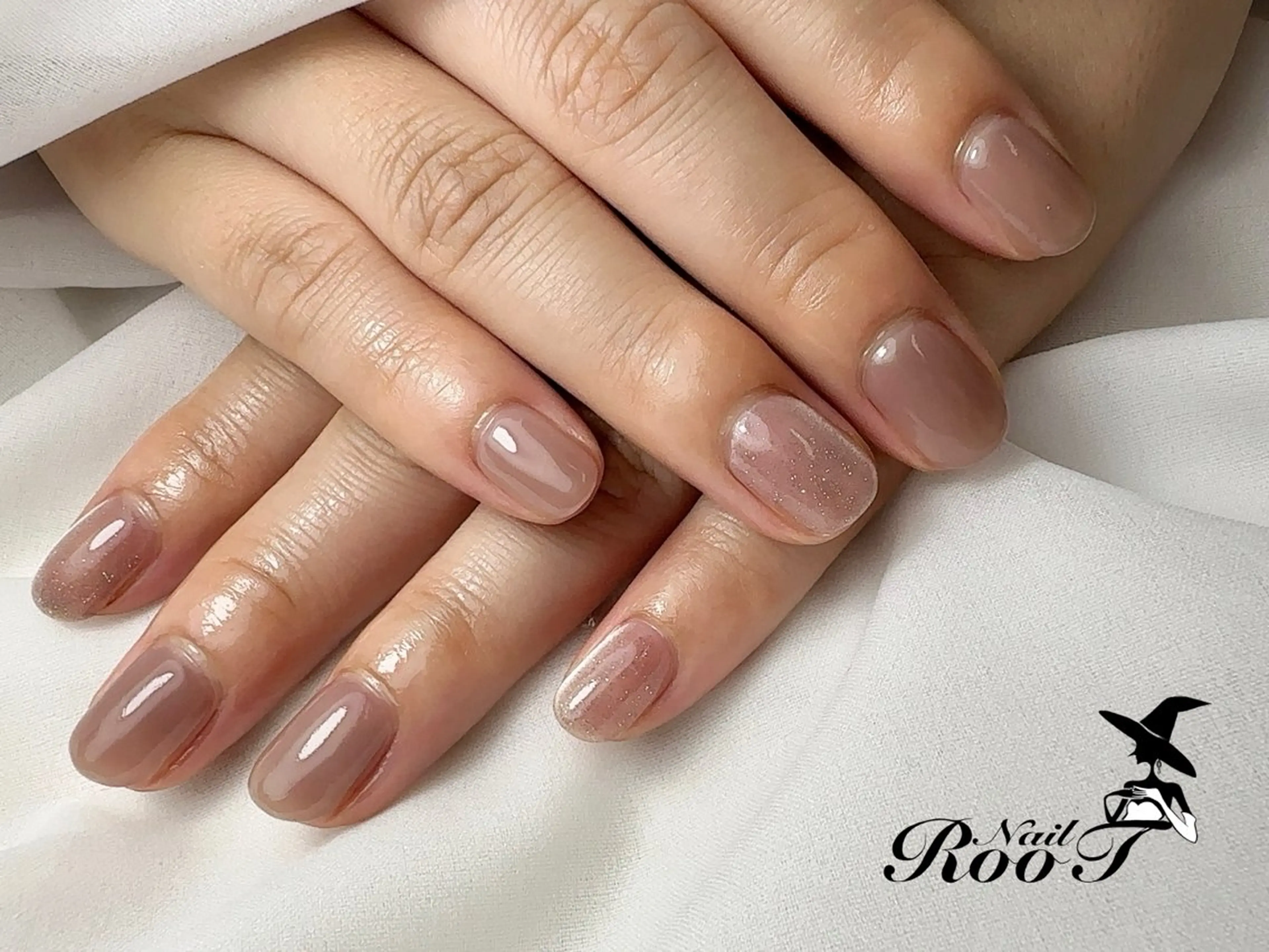 ネイル フラッシュネイル フラッシュマグ ハンドネイル RooT Nailのネイルデザイン