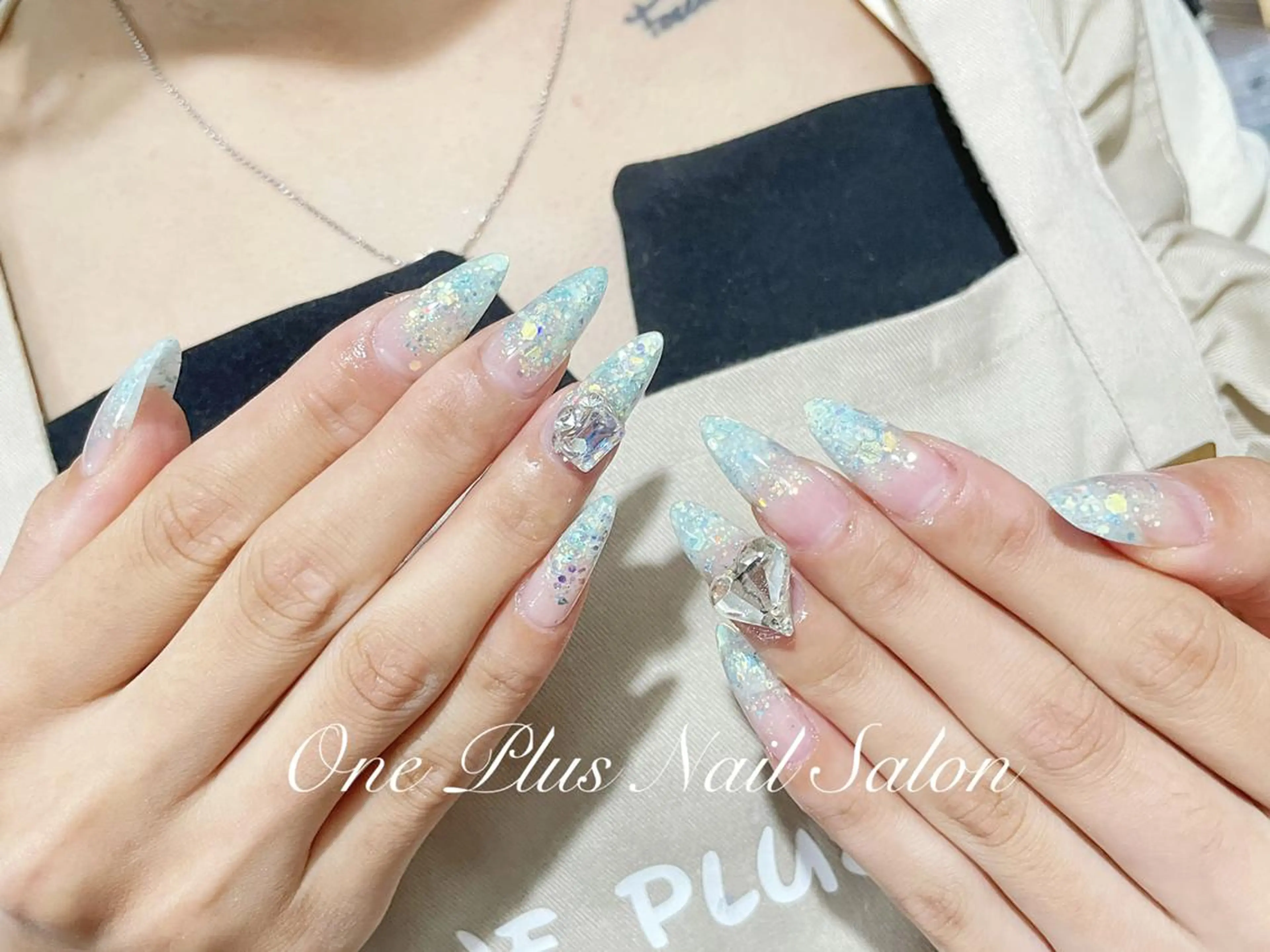 ネイル One Plus Nail Salonのネイルデザイン