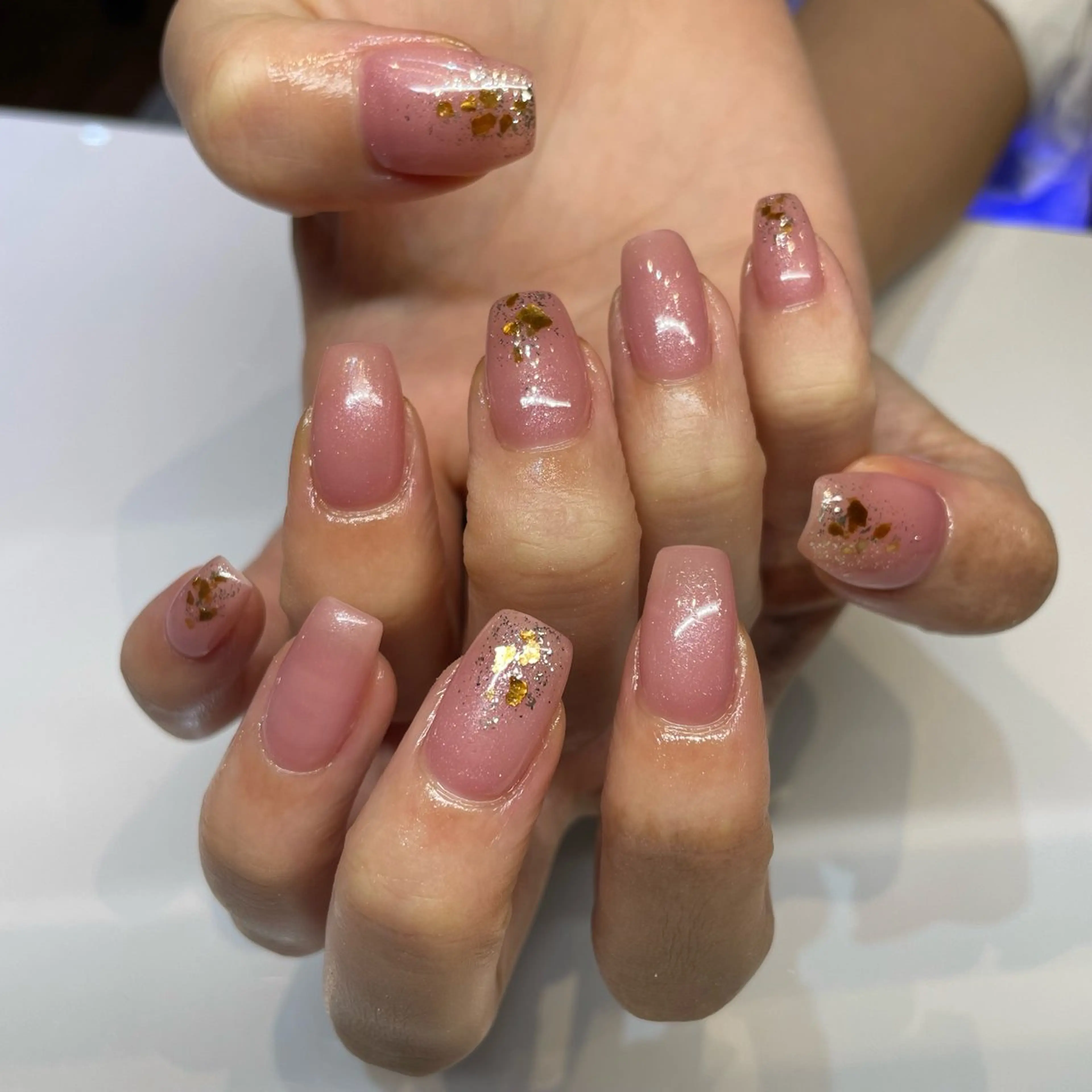 ネイル ジェルネイル キラキラネイル マグネットネイル ニュアンスネイル ワンカラーネイル ハンドネイル 糀屋 彩奈のネイルデザイン