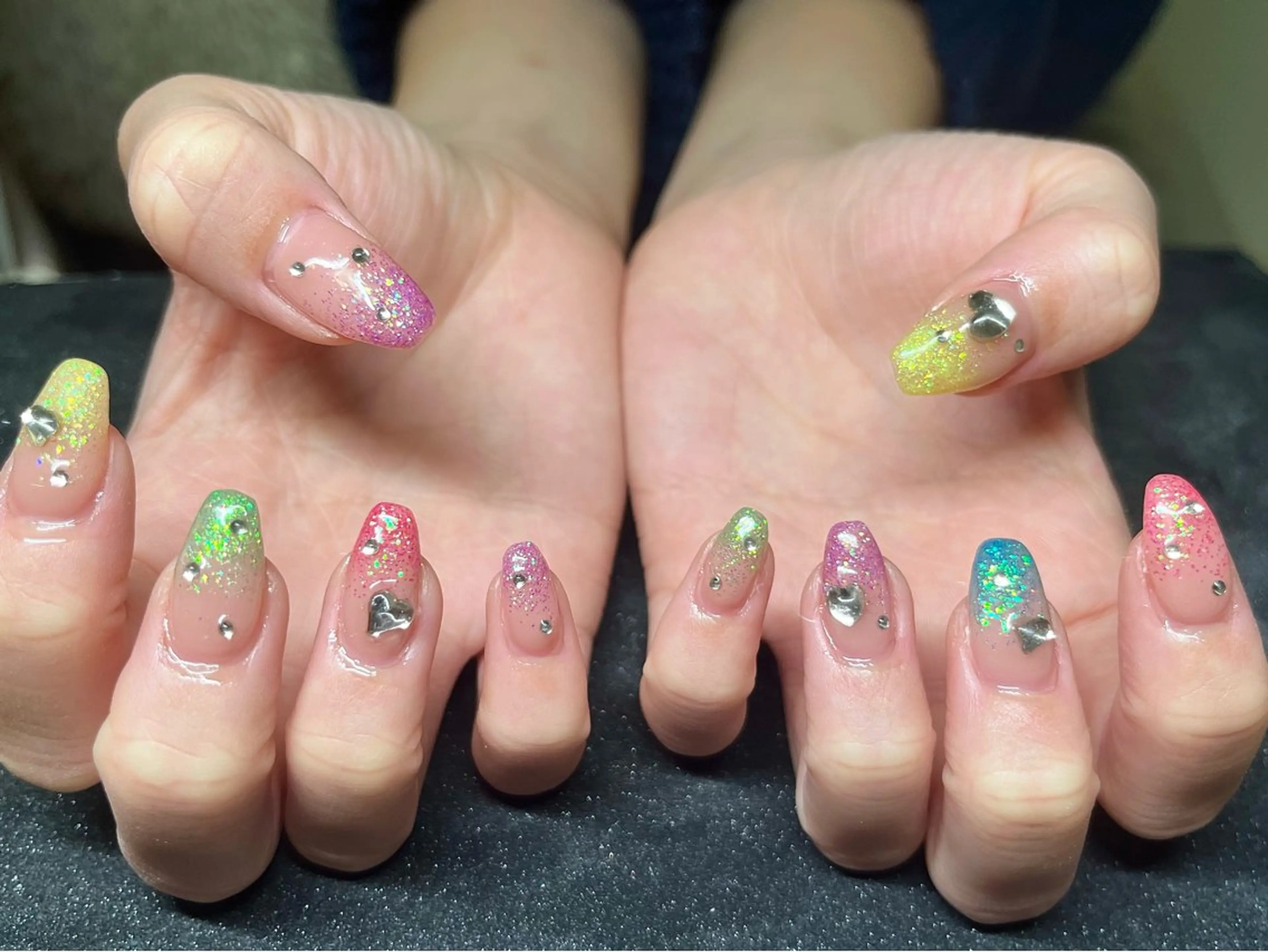 ネイル ハンドネイル Chika .のネイルデザイン
