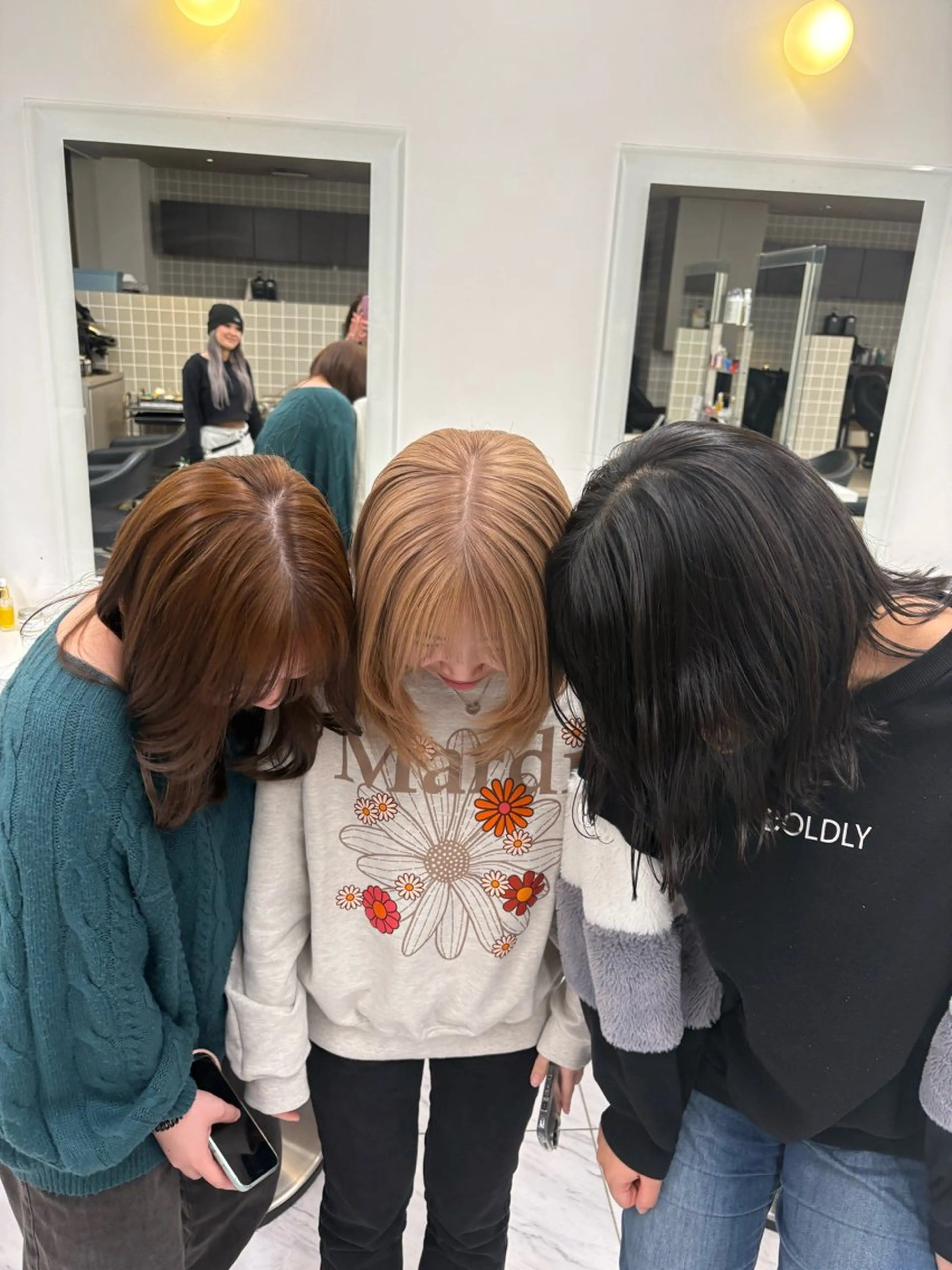 カラー ヘアカラー トリートメント 透明感ベージュ🤎 ナチュラルレイヤーのヘアスタイル