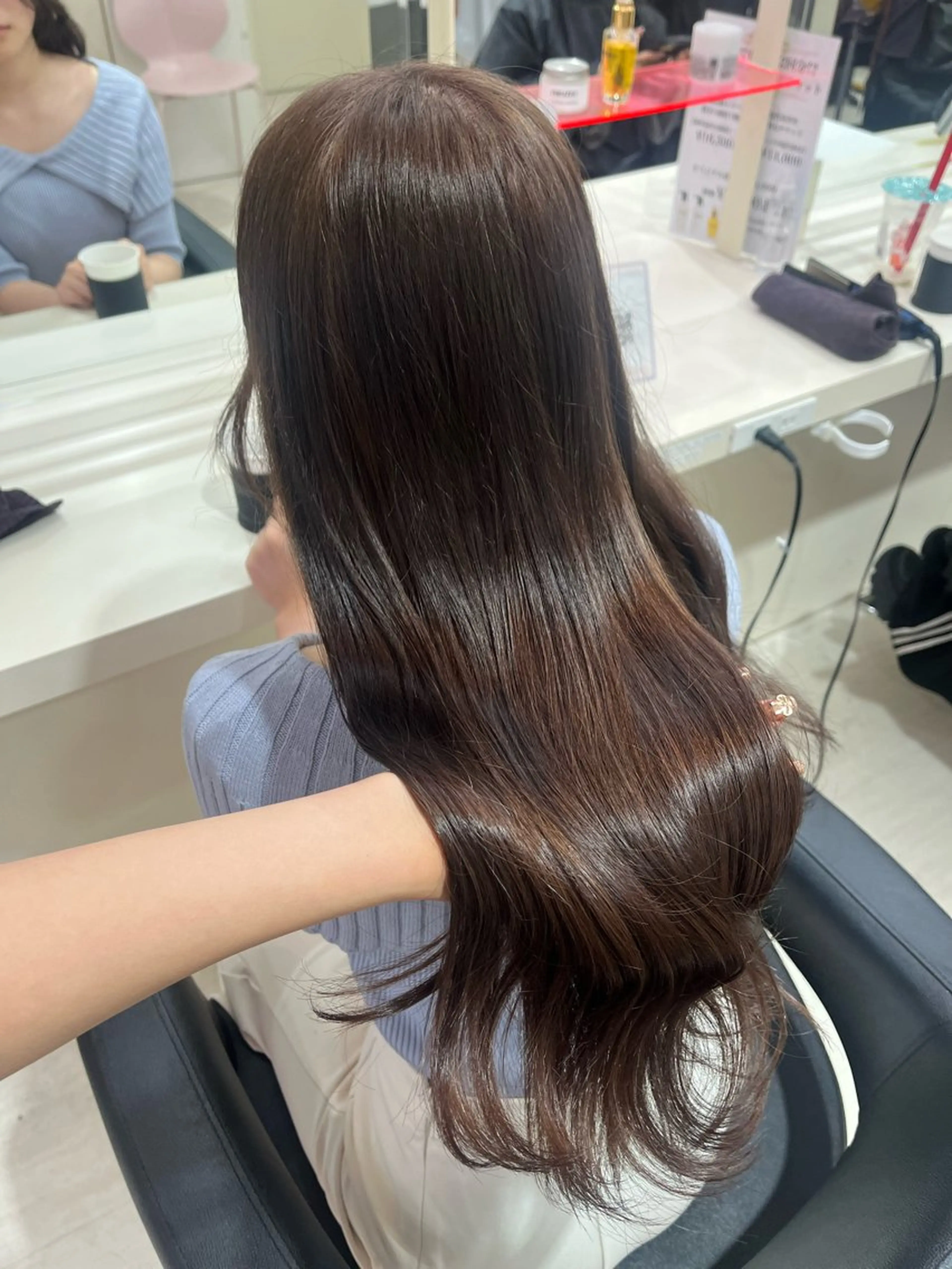 ロング カラー ブラウンカラー チョコレートブラウン ロング 大人上品ベージュ 🎀HARUNAのヘアスタイル