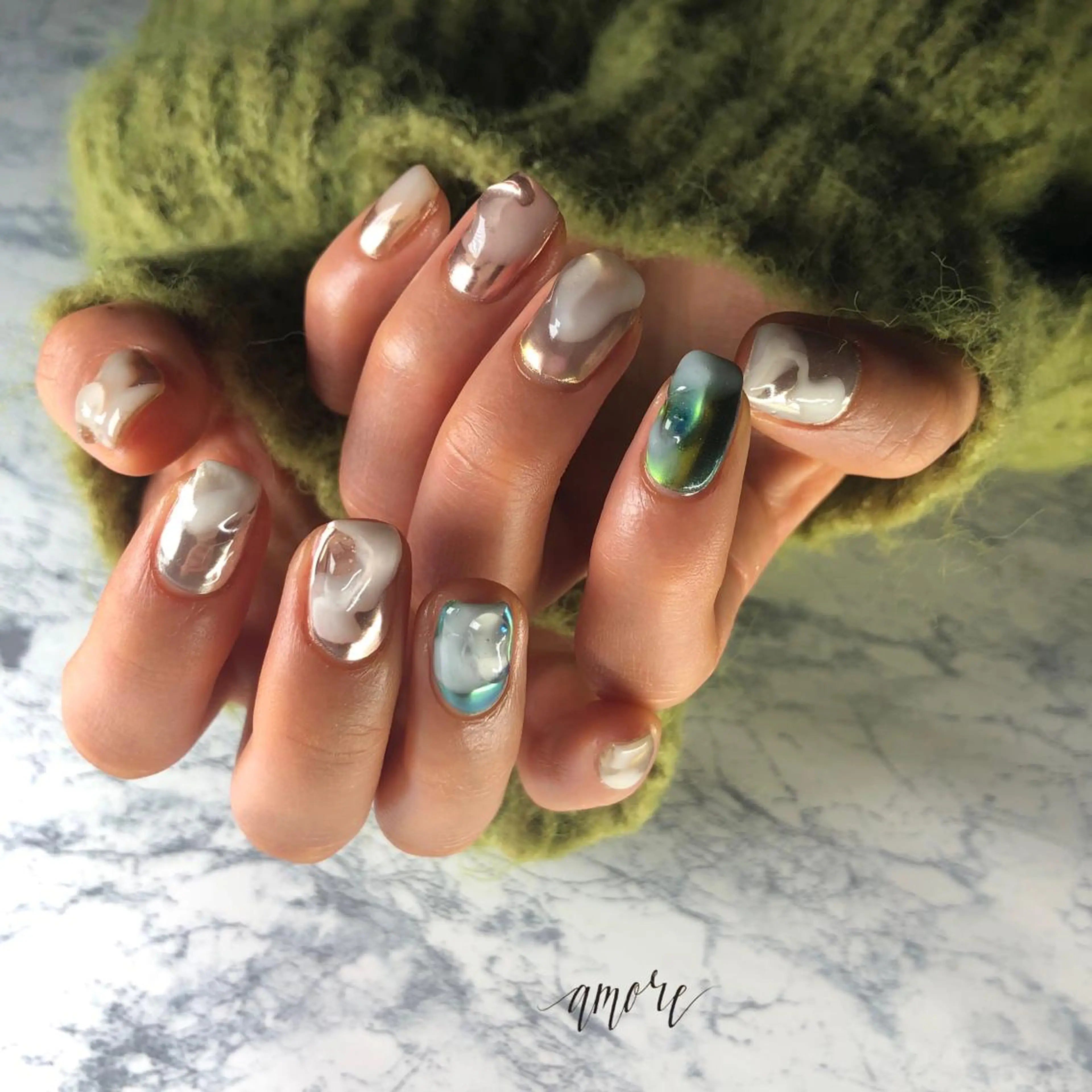 ネイル ジェルネイル 氷ネイル・うるうるネイル マグネットネイル ミラーネイル ニュアンスネイル You kyehwaのネイルデザイン