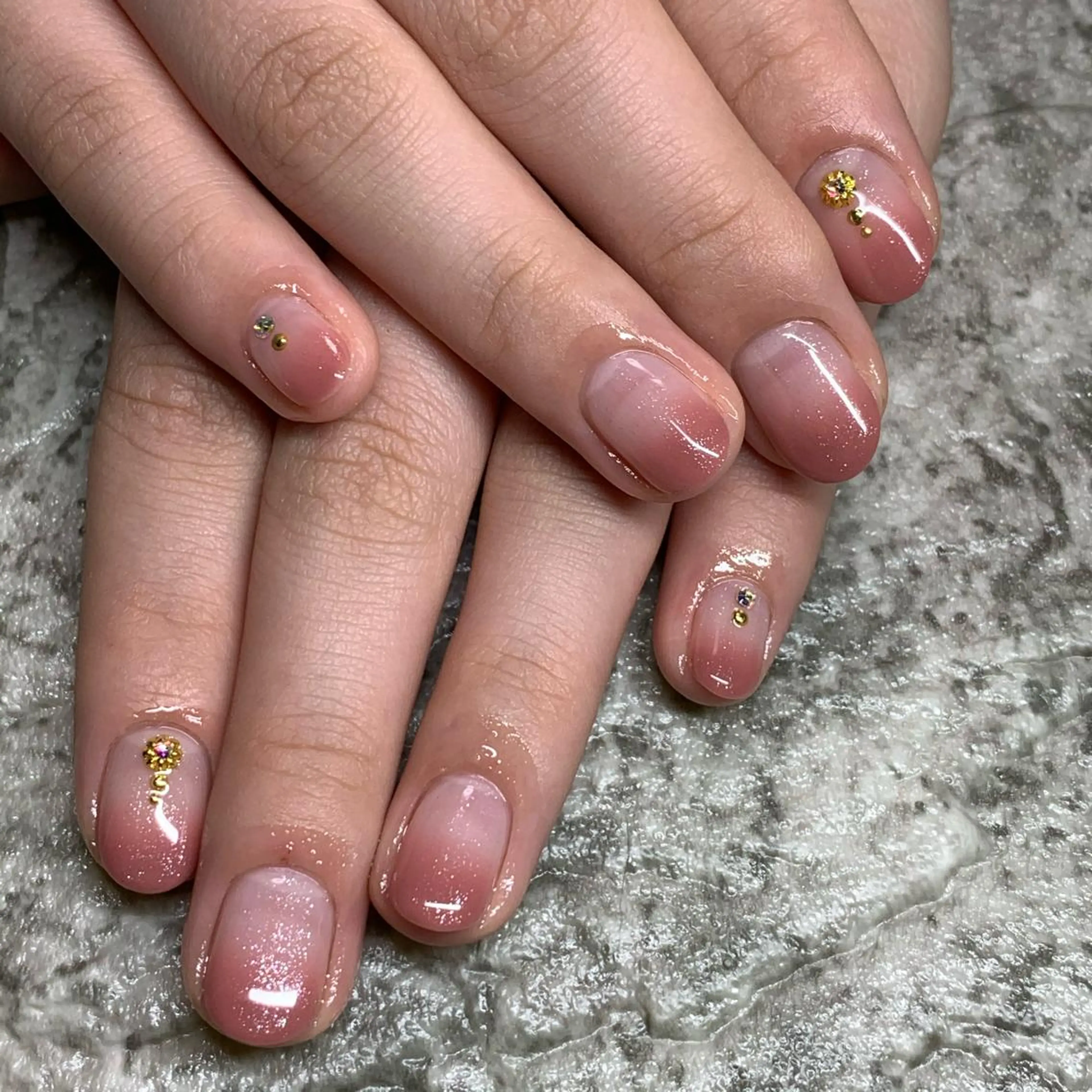 ネイル ハンドネイル RuxuryNail ／RiAnnaのネイルデザイン